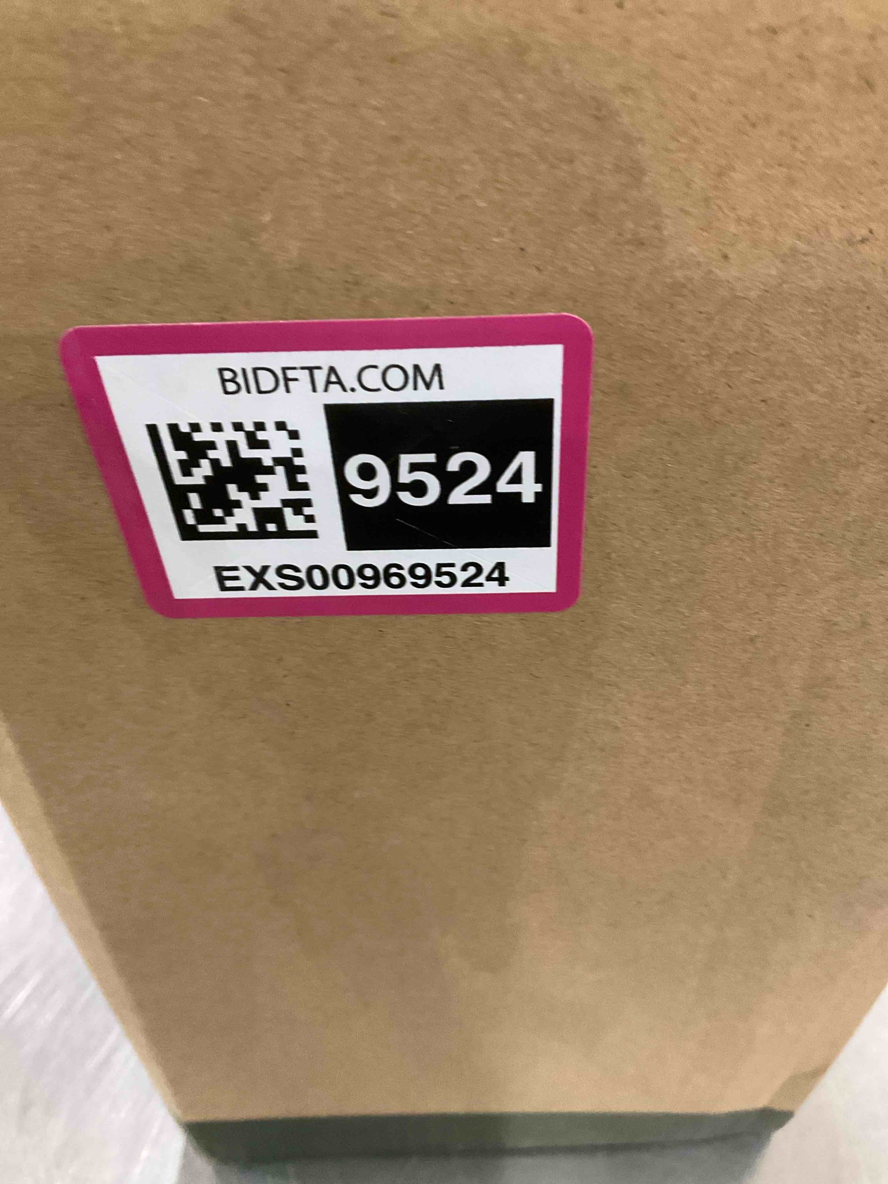 https://s3.amazonaws.com/lotting-images-prod/bidfta/EXS00969524_1704479795444.jpeg