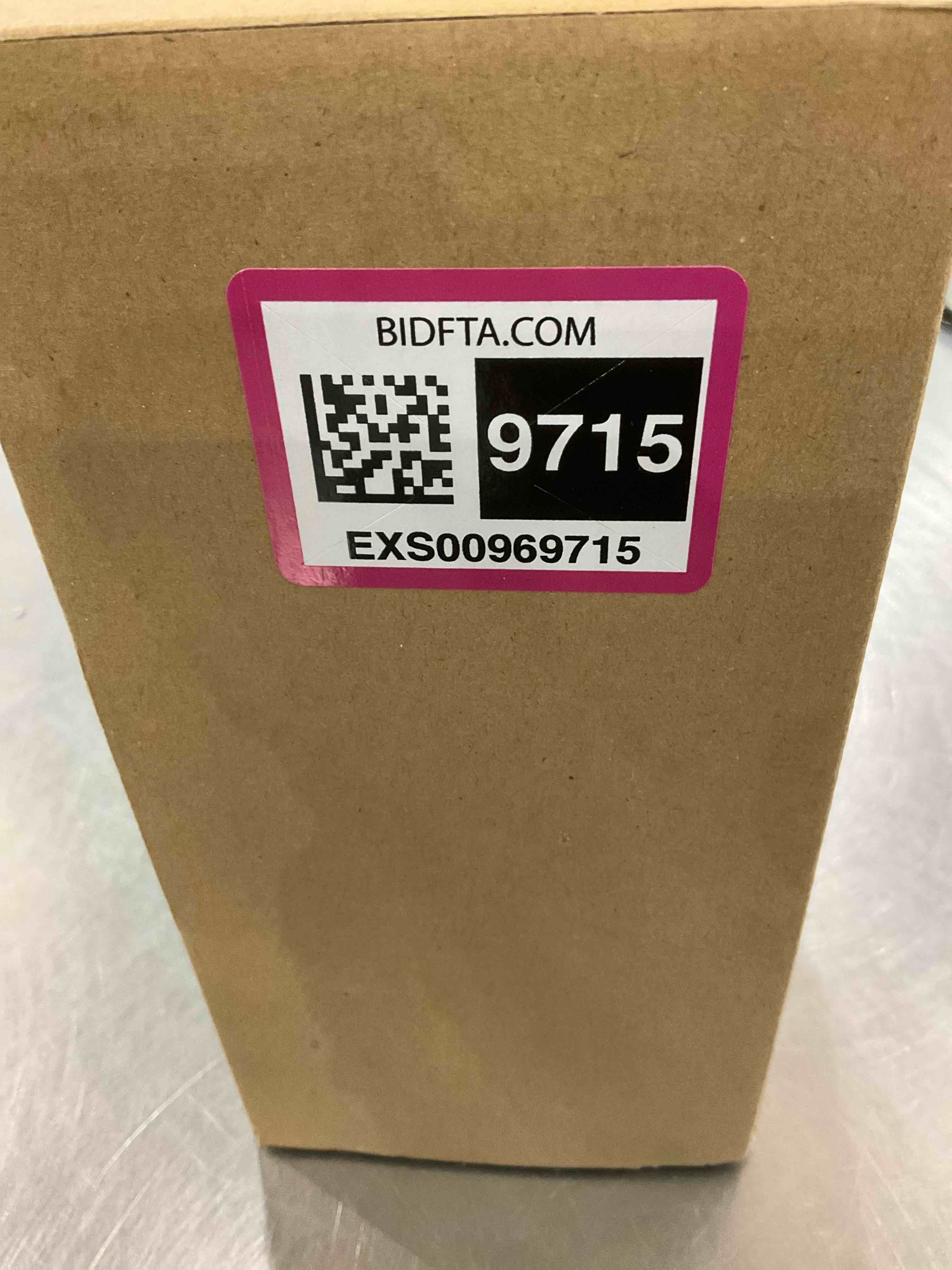 https://s3.amazonaws.com/lotting-images-prod/bidfta/EXS00969715_1704742618680.jpeg