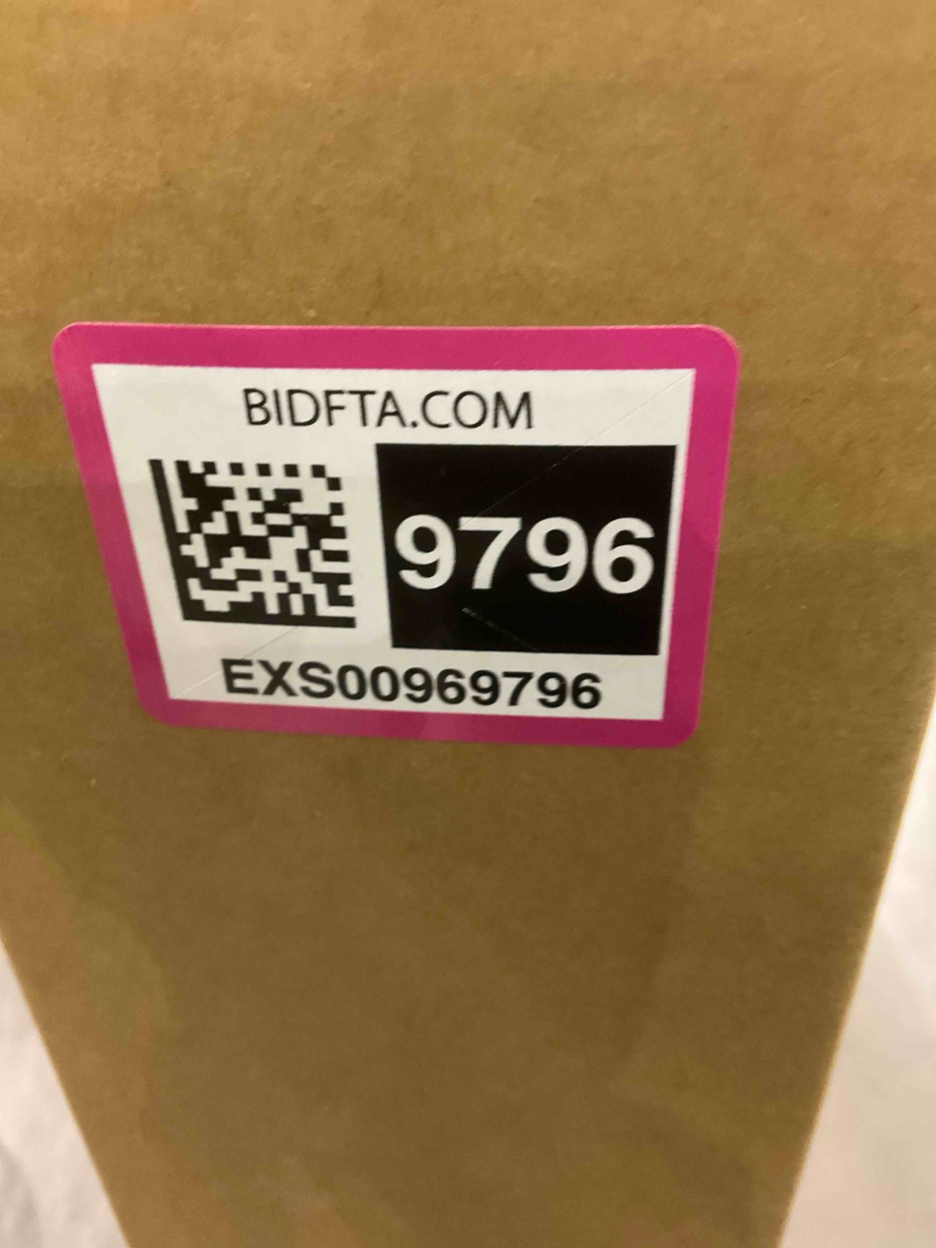https://s3.amazonaws.com/lotting-images-prod/bidfta/EXS00969796_1704812569605.jpeg