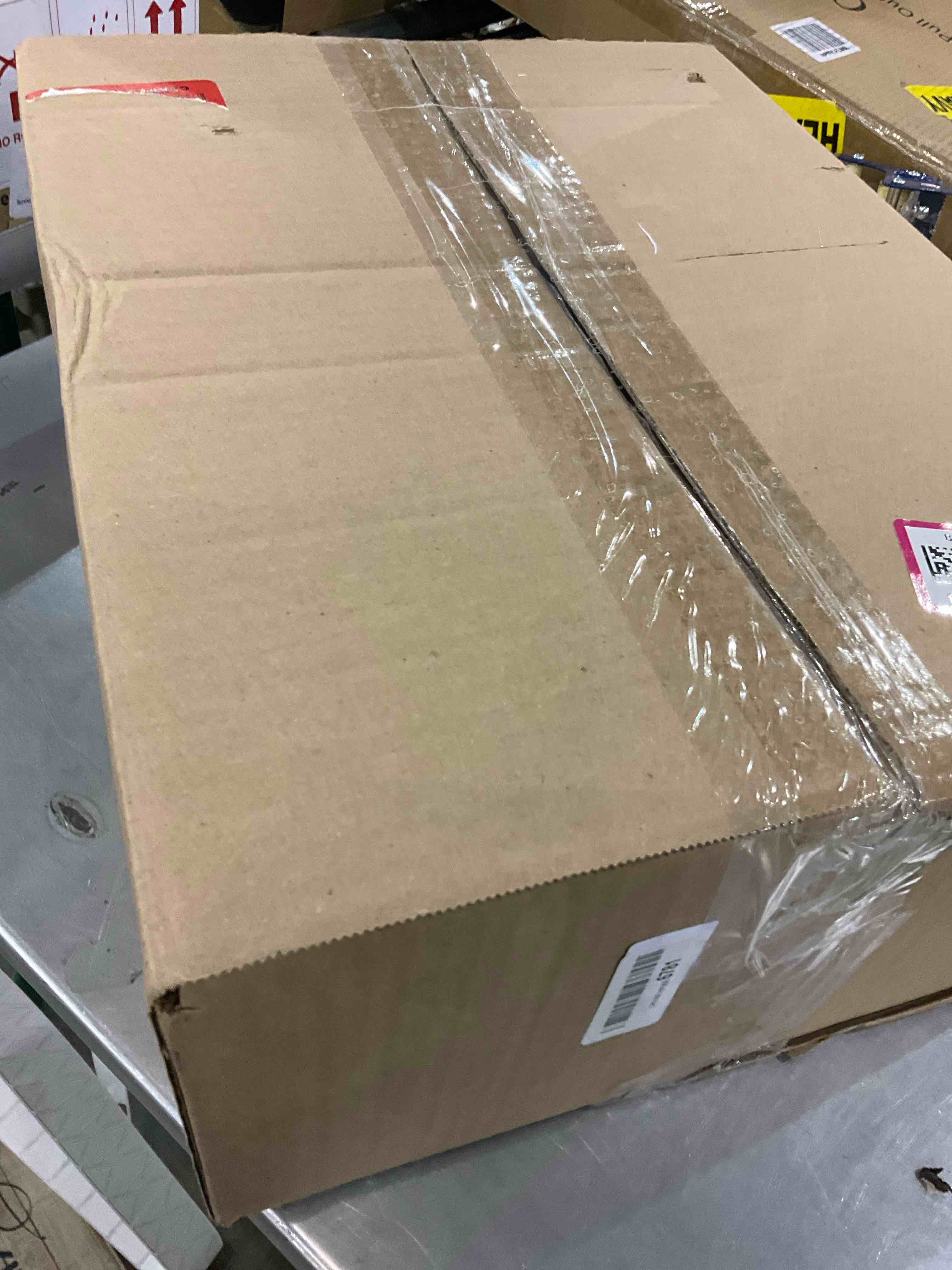 https://s3.amazonaws.com/lotting-images-prod/bidfta/EXS00970511_1704807414005.jpeg