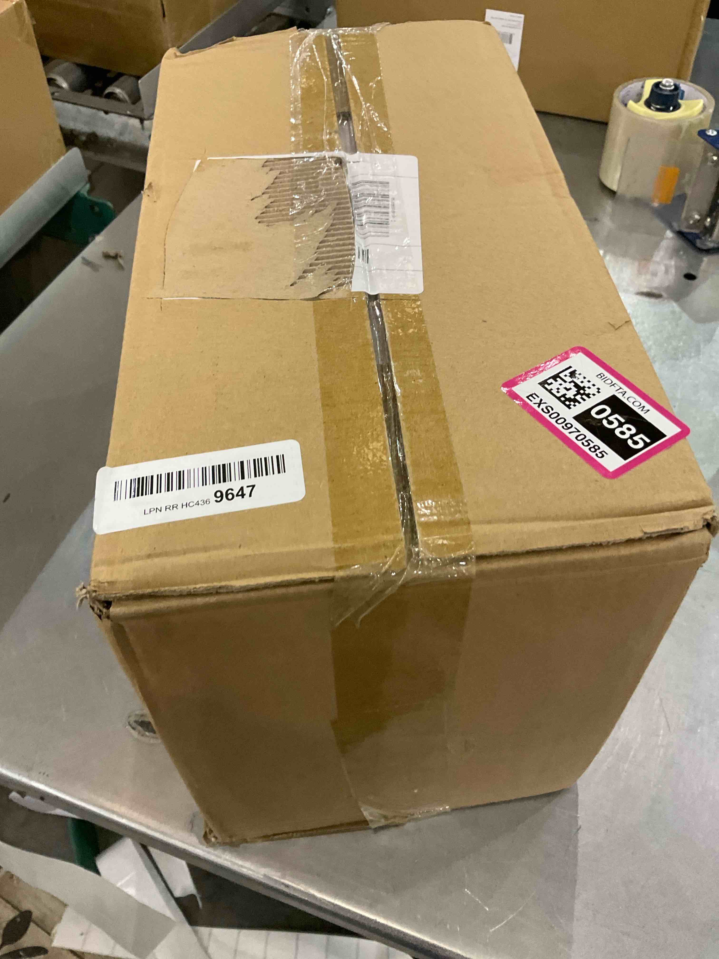https://s3.amazonaws.com/lotting-images-prod/bidfta/EXS00970585_1704816665145.jpeg
