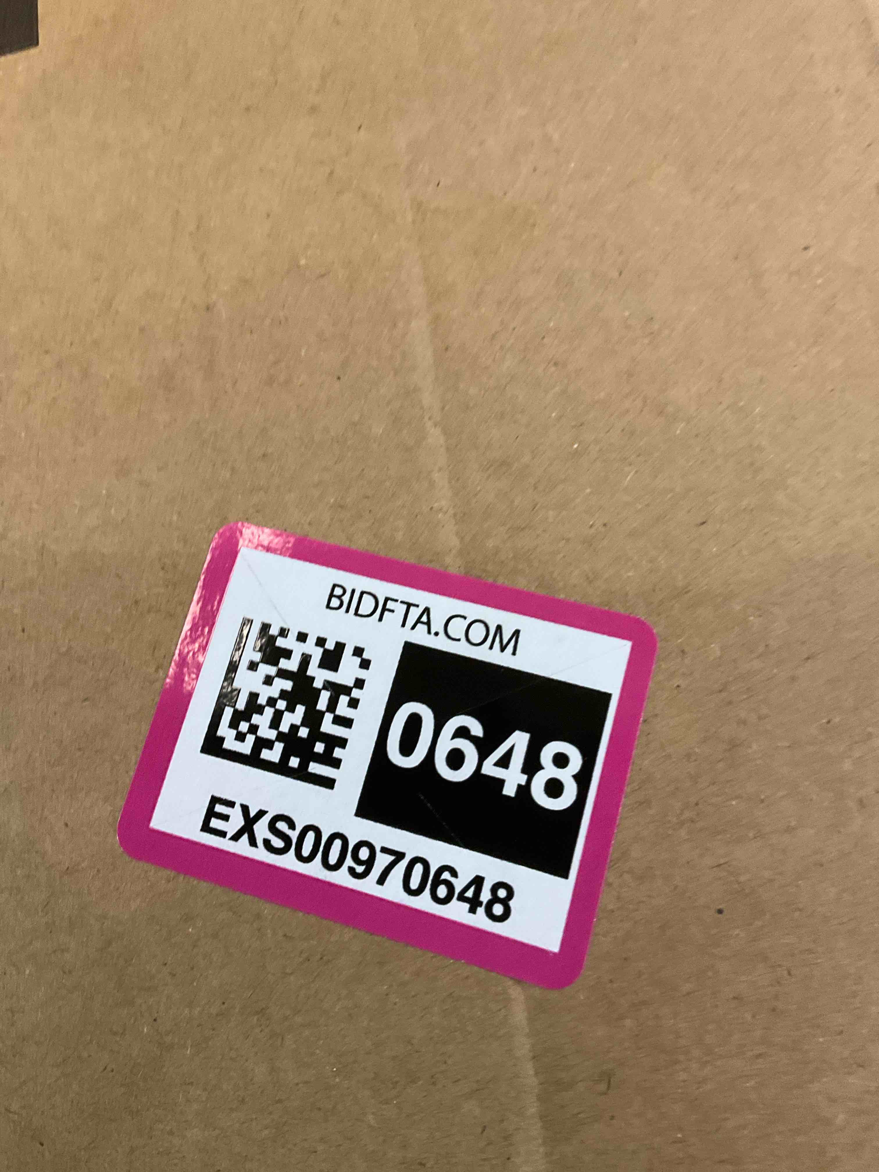 https://s3.amazonaws.com/lotting-images-prod/bidfta/EXS00970648_1704829396018.jpeg