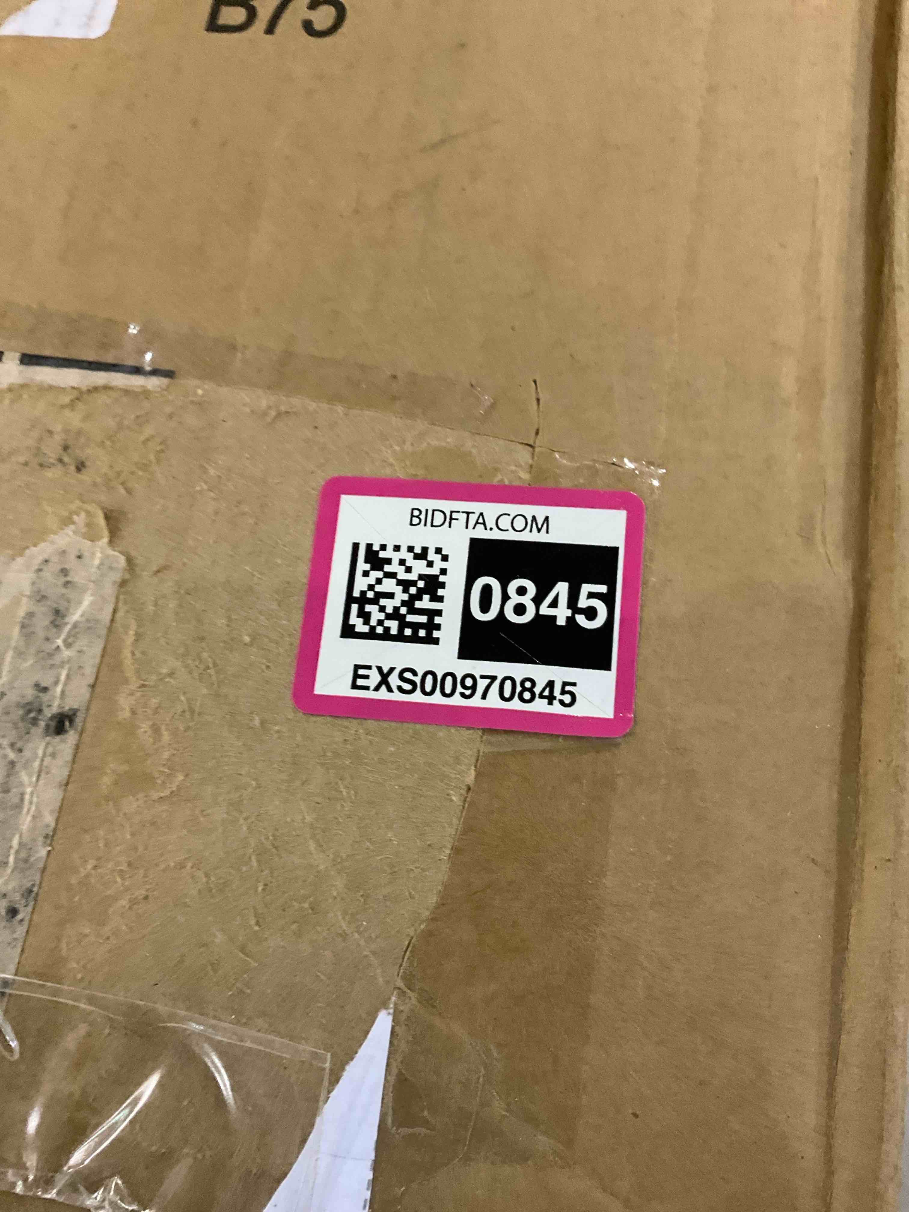 https://s3.amazonaws.com/lotting-images-prod/bidfta/EXS00970845_1704977403850.jpeg
