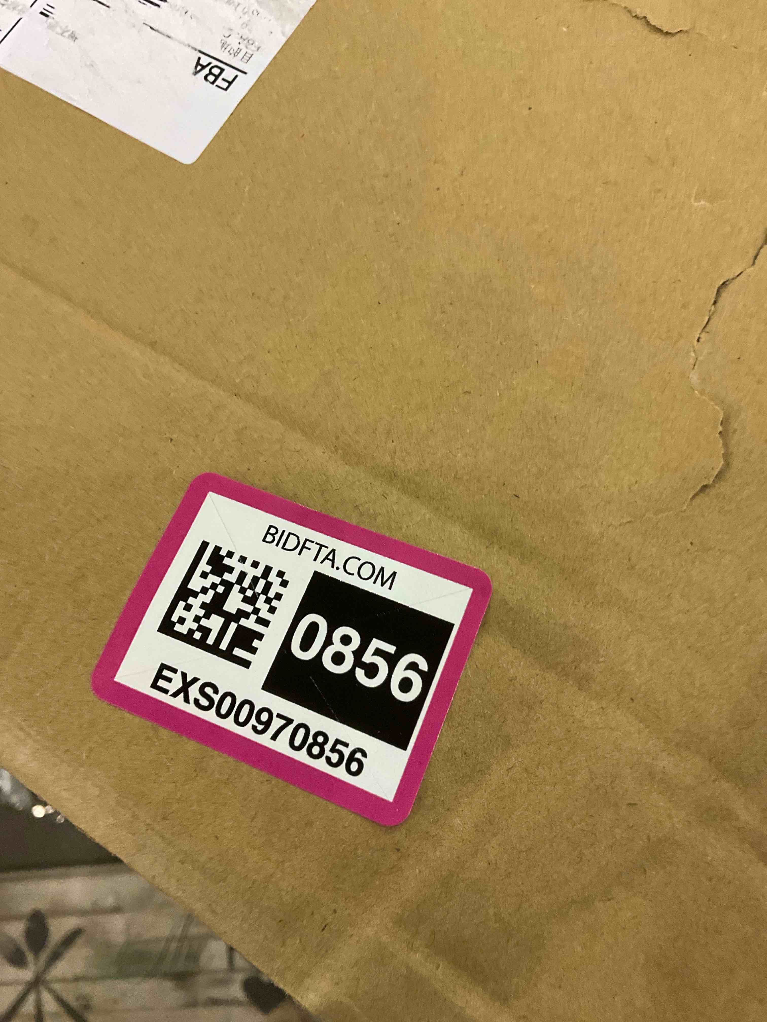 https://s3.amazonaws.com/lotting-images-prod/bidfta/EXS00970856_1704978875997.jpeg