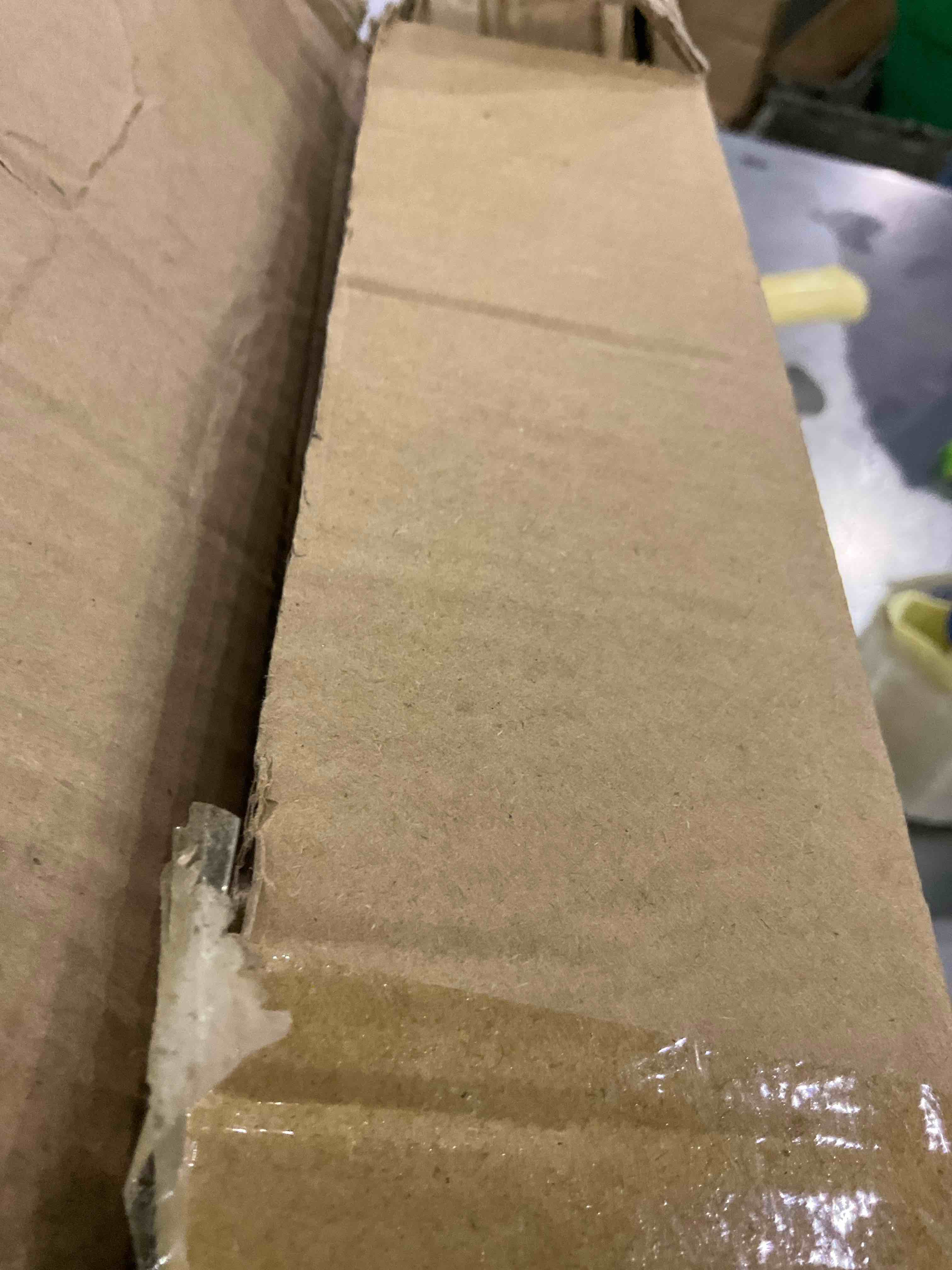 https://s3.amazonaws.com/lotting-images-prod/bidfta/EXS00970860_1704979321336.jpeg