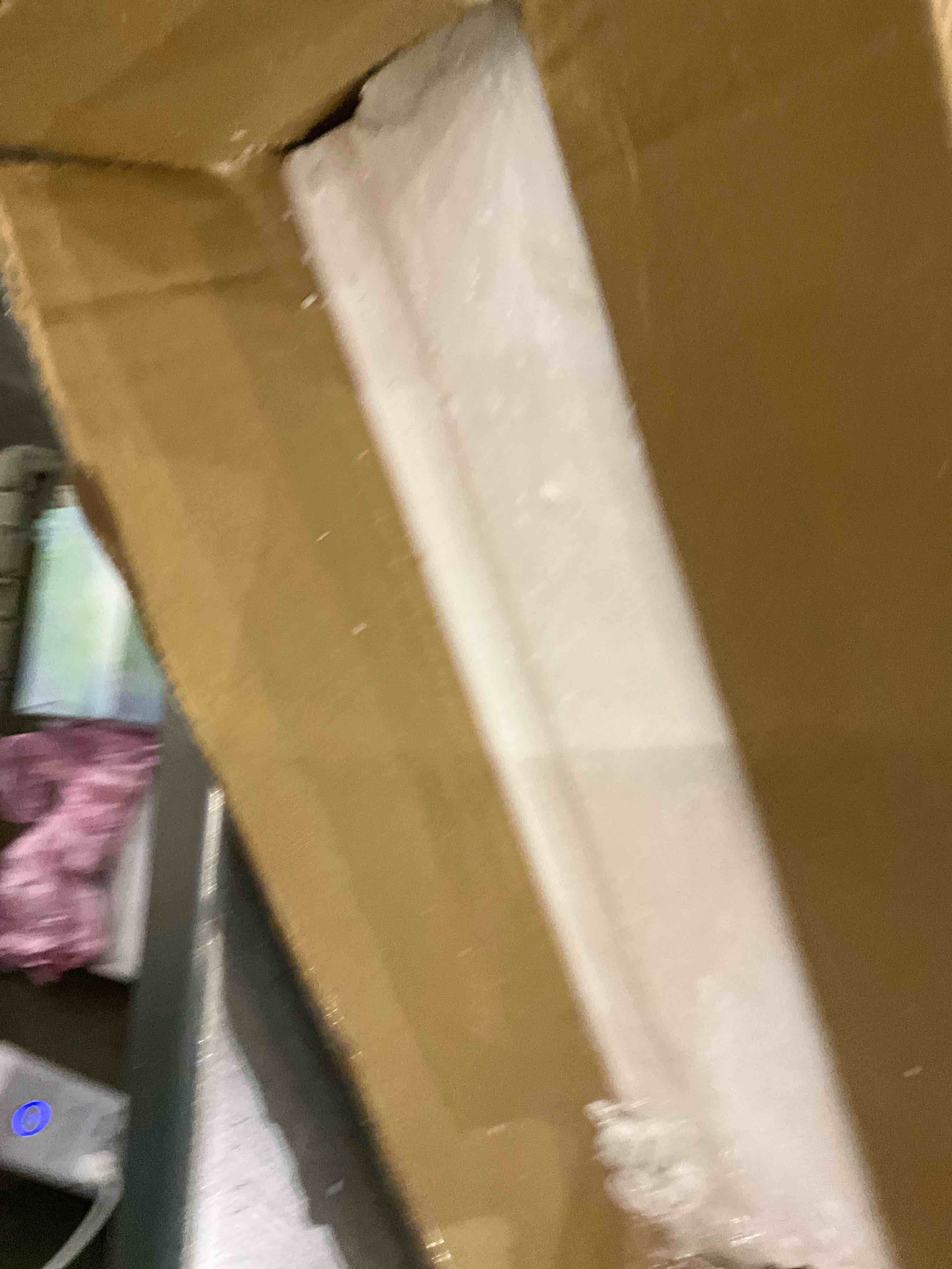 https://s3.amazonaws.com/lotting-images-prod/bidfta/EXS00970888_1704983569937.jpeg