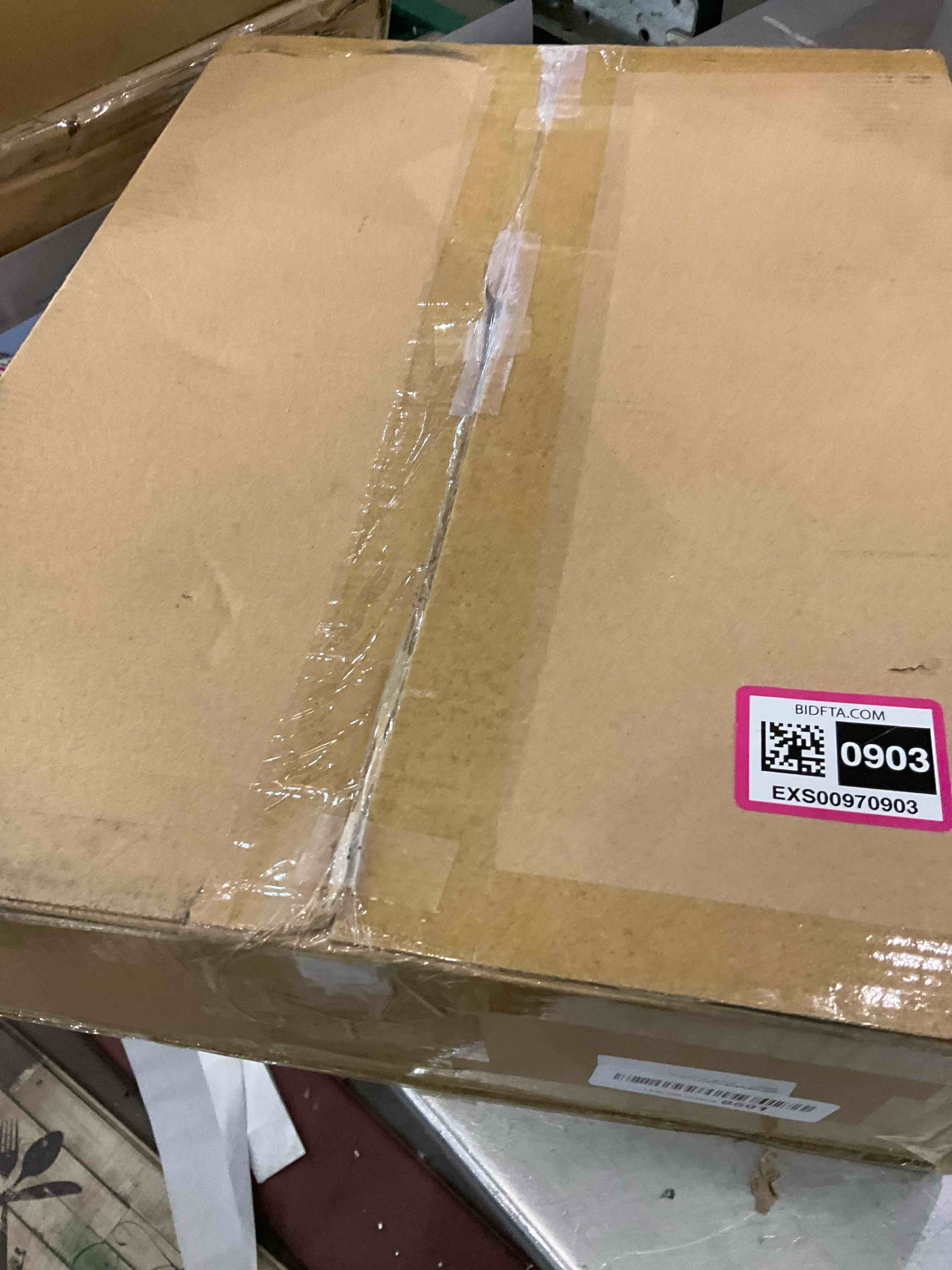 https://s3.amazonaws.com/lotting-images-prod/bidfta/EXS00970903_1704985184681.jpeg