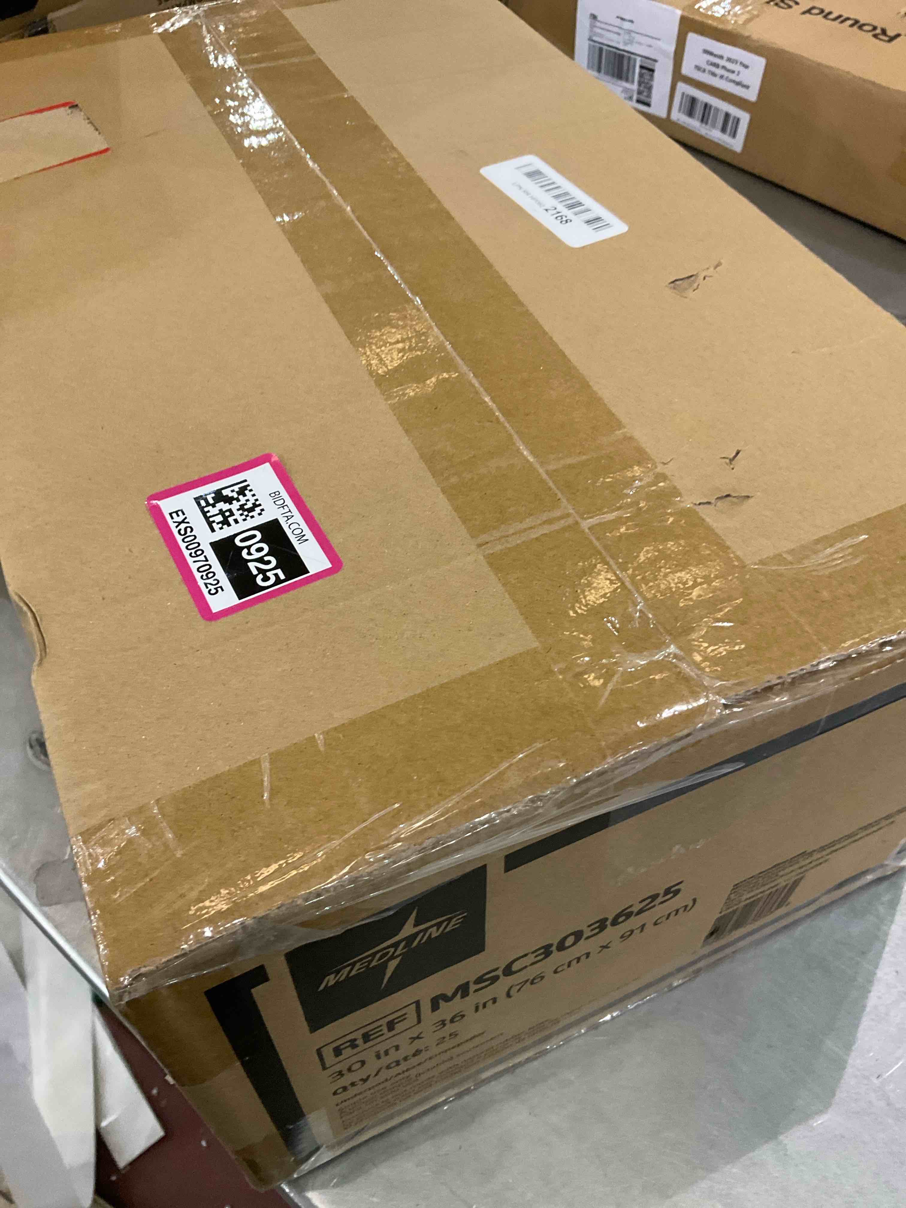 https://s3.amazonaws.com/lotting-images-prod/bidfta/EXS00970925_1704987574933.jpeg