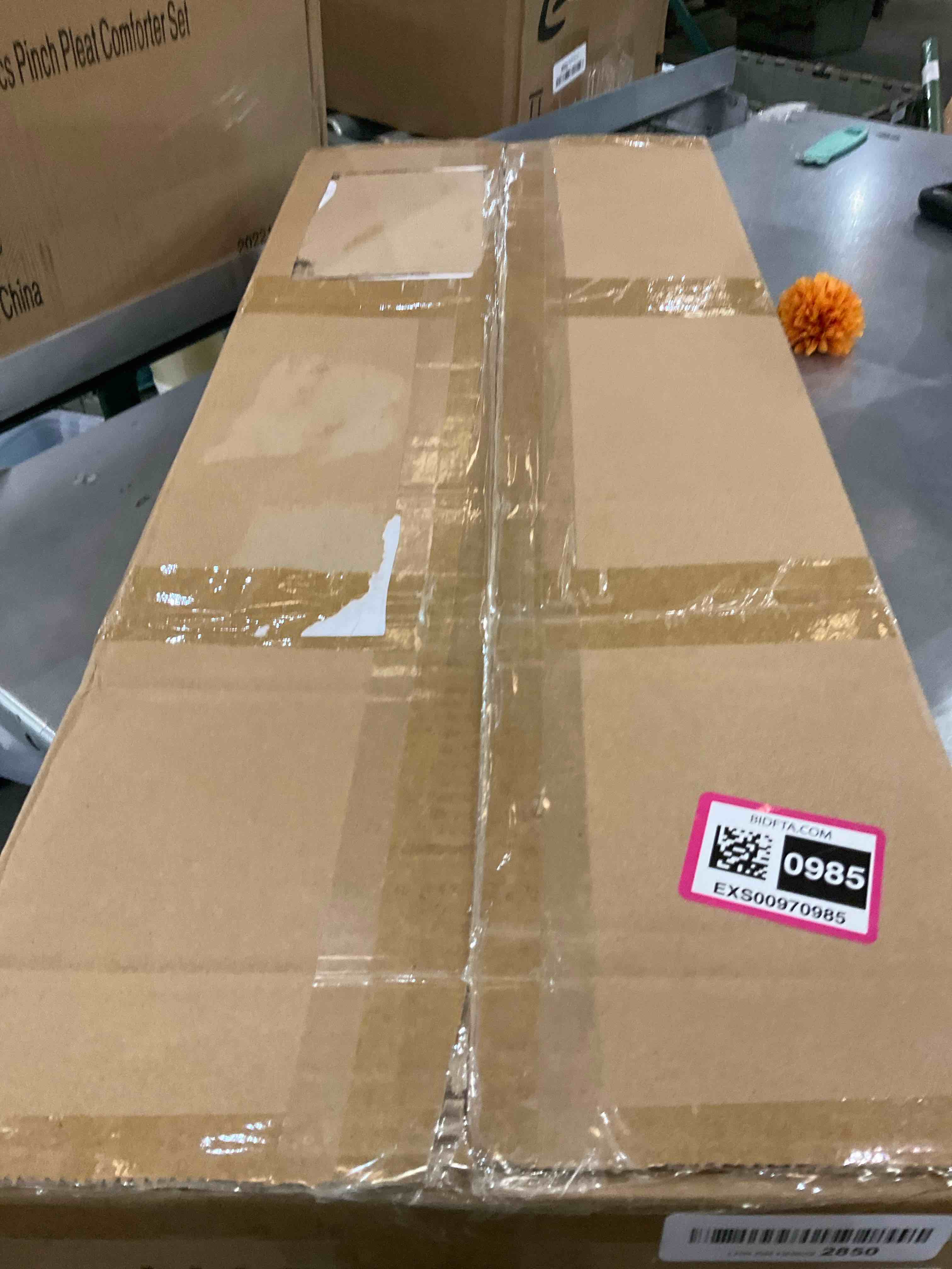 https://s3.amazonaws.com/lotting-images-prod/bidfta/EXS00970985_1704997919241.jpeg