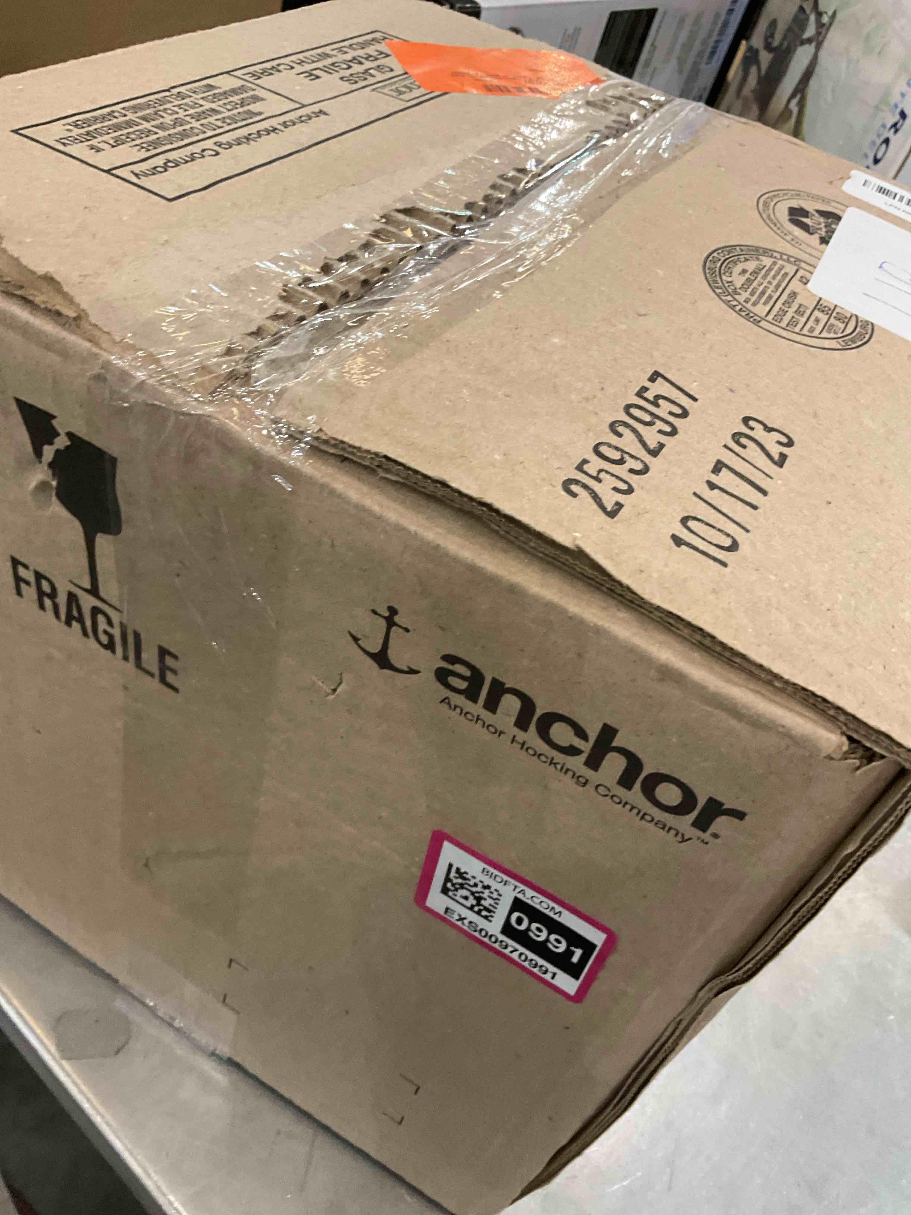 https://s3.amazonaws.com/lotting-images-prod/bidfta/EXS00970991_1704998495201.jpeg