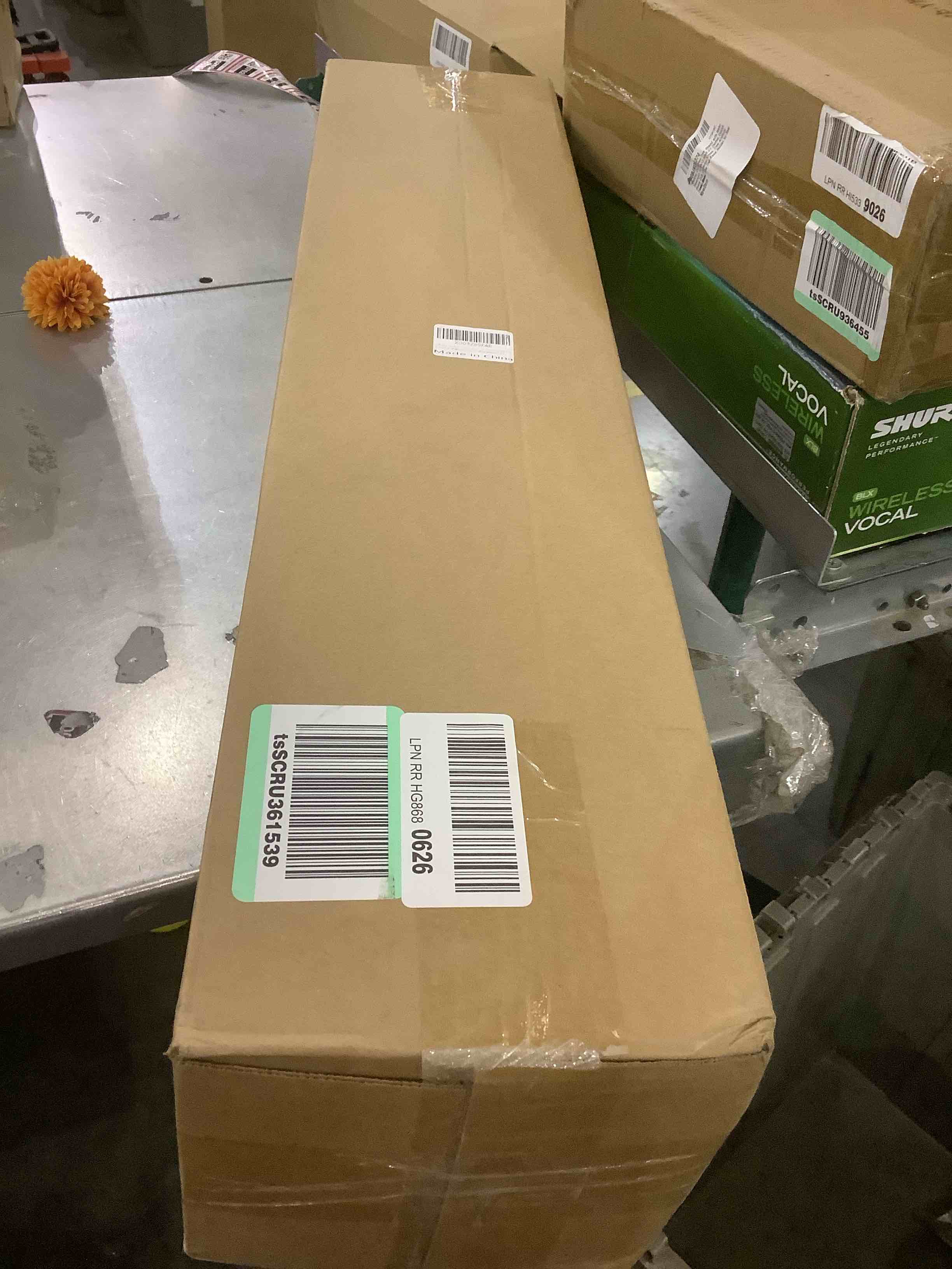 https://s3.amazonaws.com/lotting-images-prod/bidfta/EXS00971095_1704904175492.jpeg