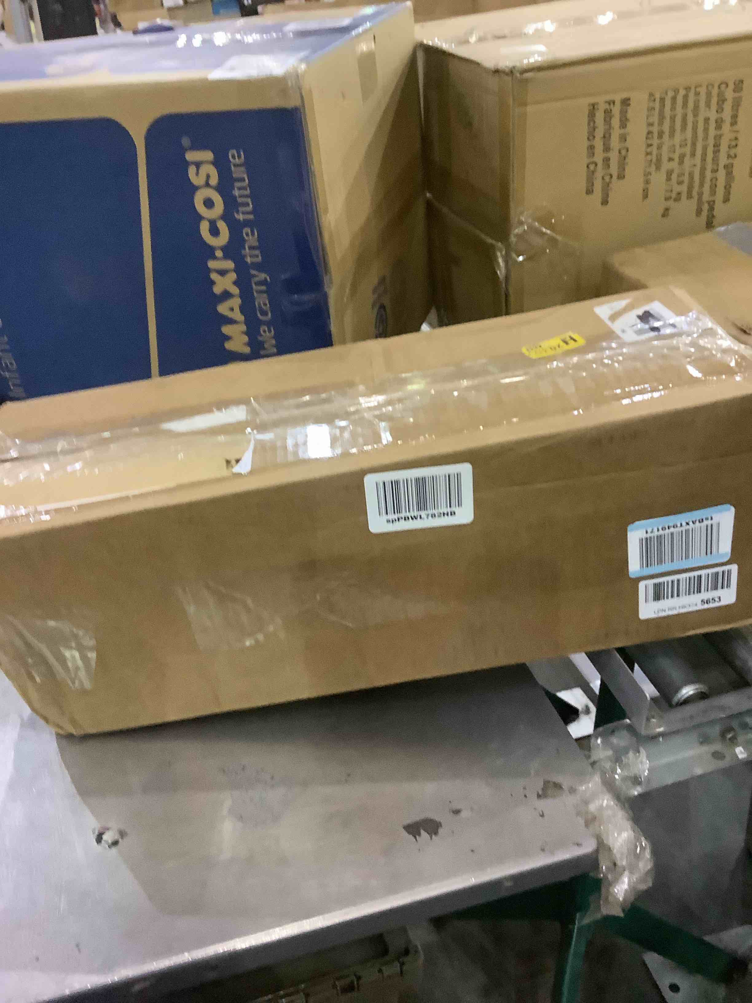 https://s3.amazonaws.com/lotting-images-prod/bidfta/EXS00971179_1704978167354.jpeg