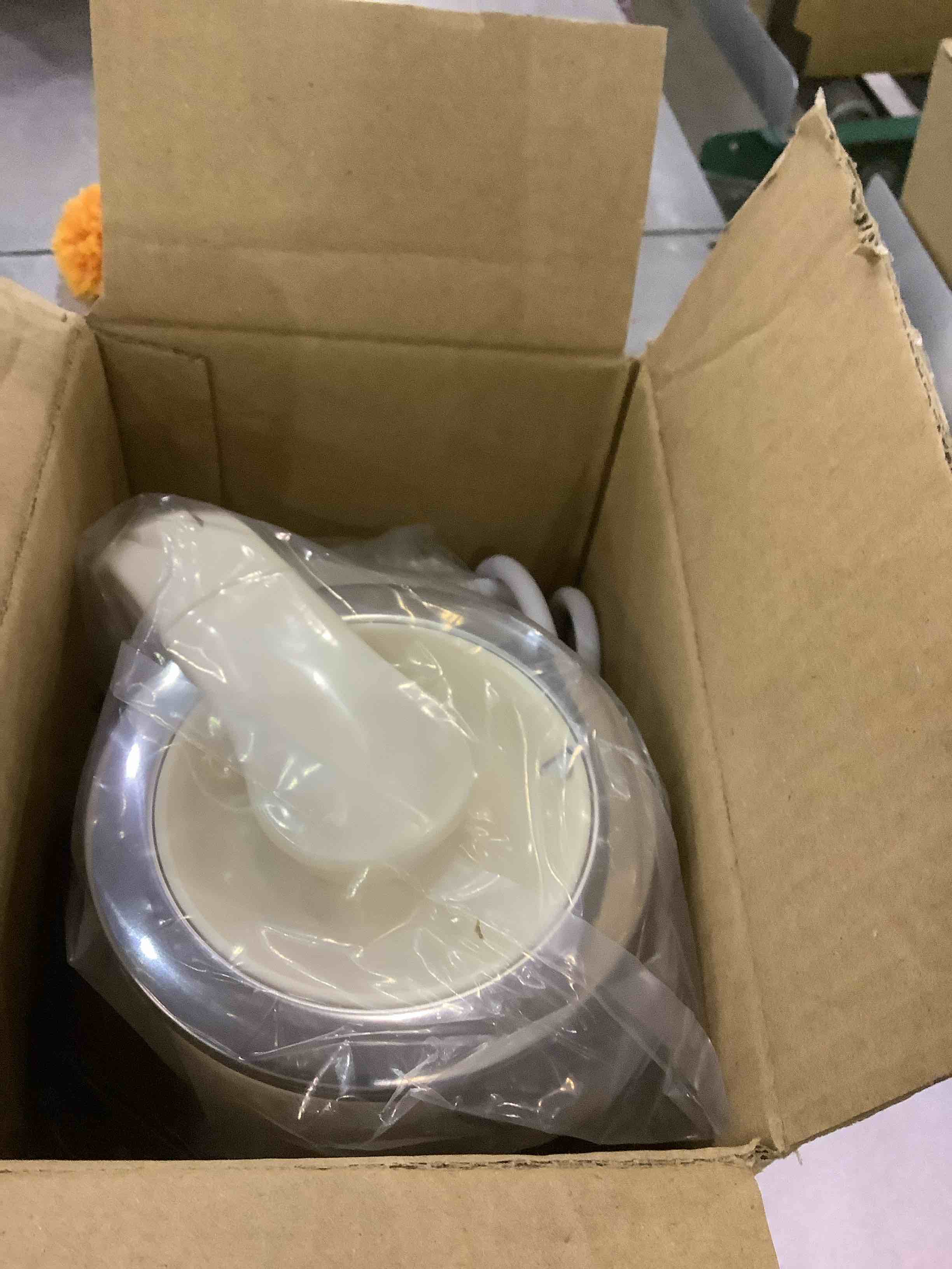 https://s3.amazonaws.com/lotting-images-prod/bidfta/EXS00971400_1705067520982.jpeg