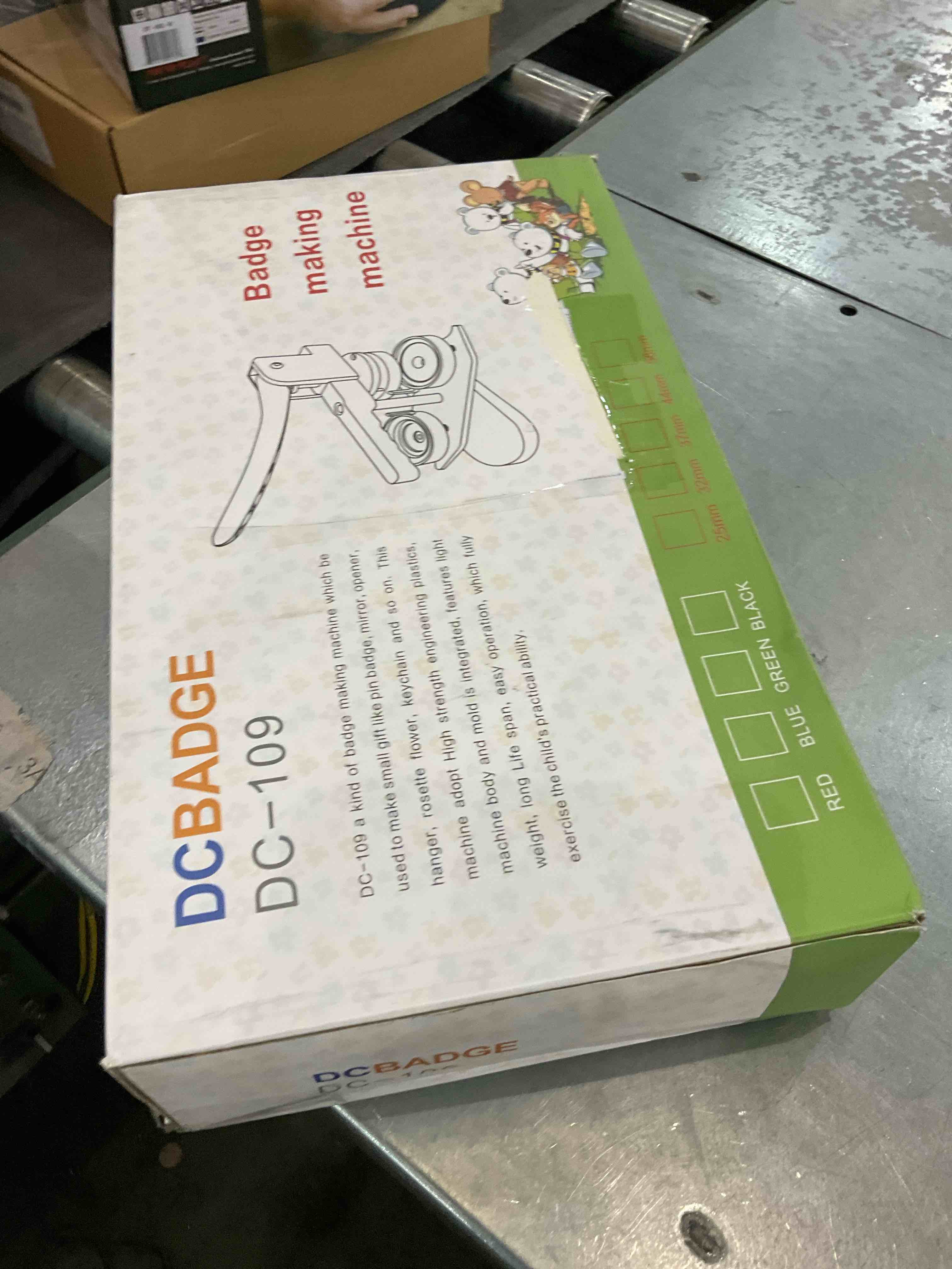https://s3.amazonaws.com/lotting-images-prod/bidfta/EXS00972650_1705587954460.jpeg