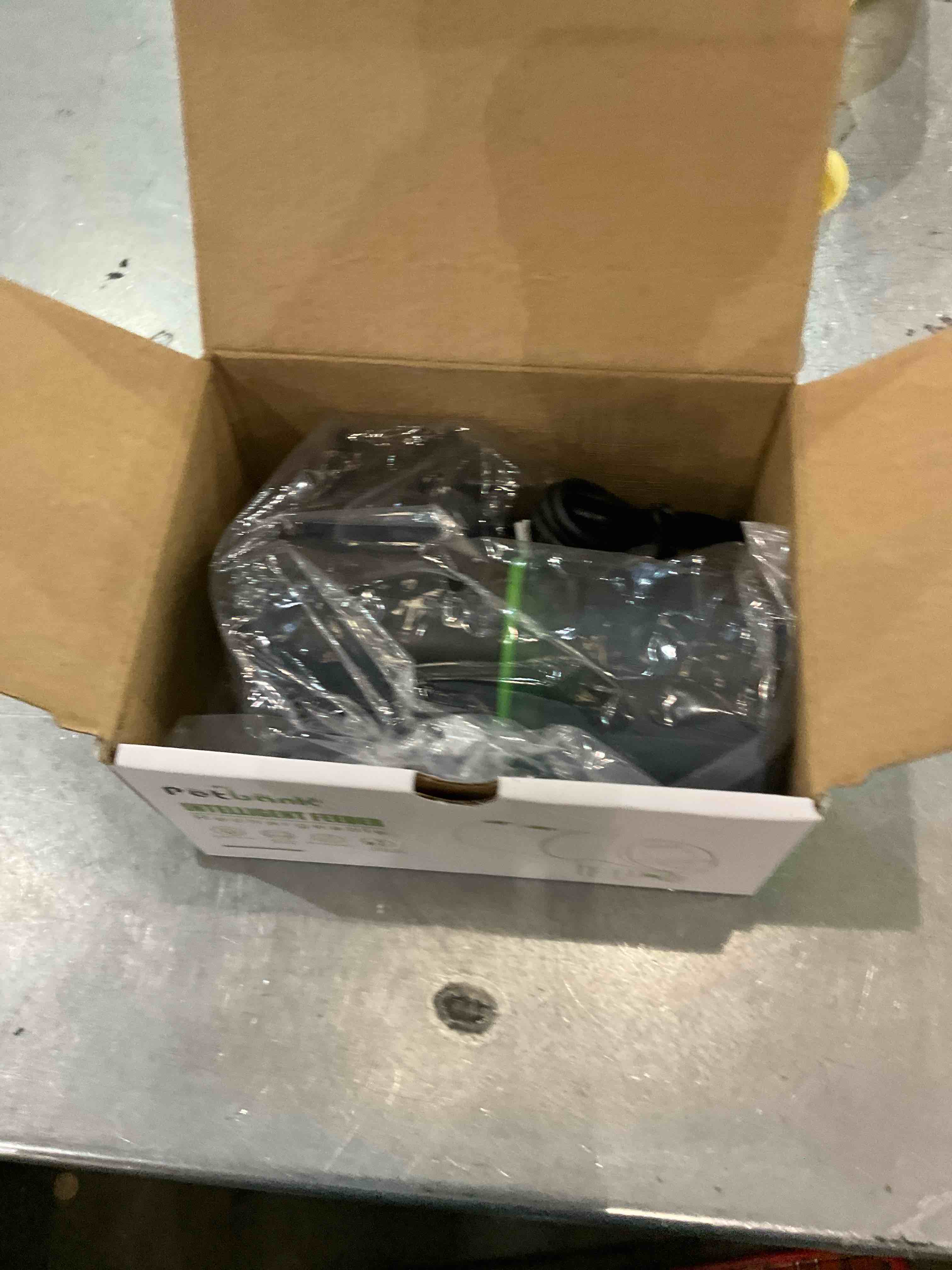 https://s3.amazonaws.com/lotting-images-prod/bidfta/EXS00972652_1705588049611.jpeg