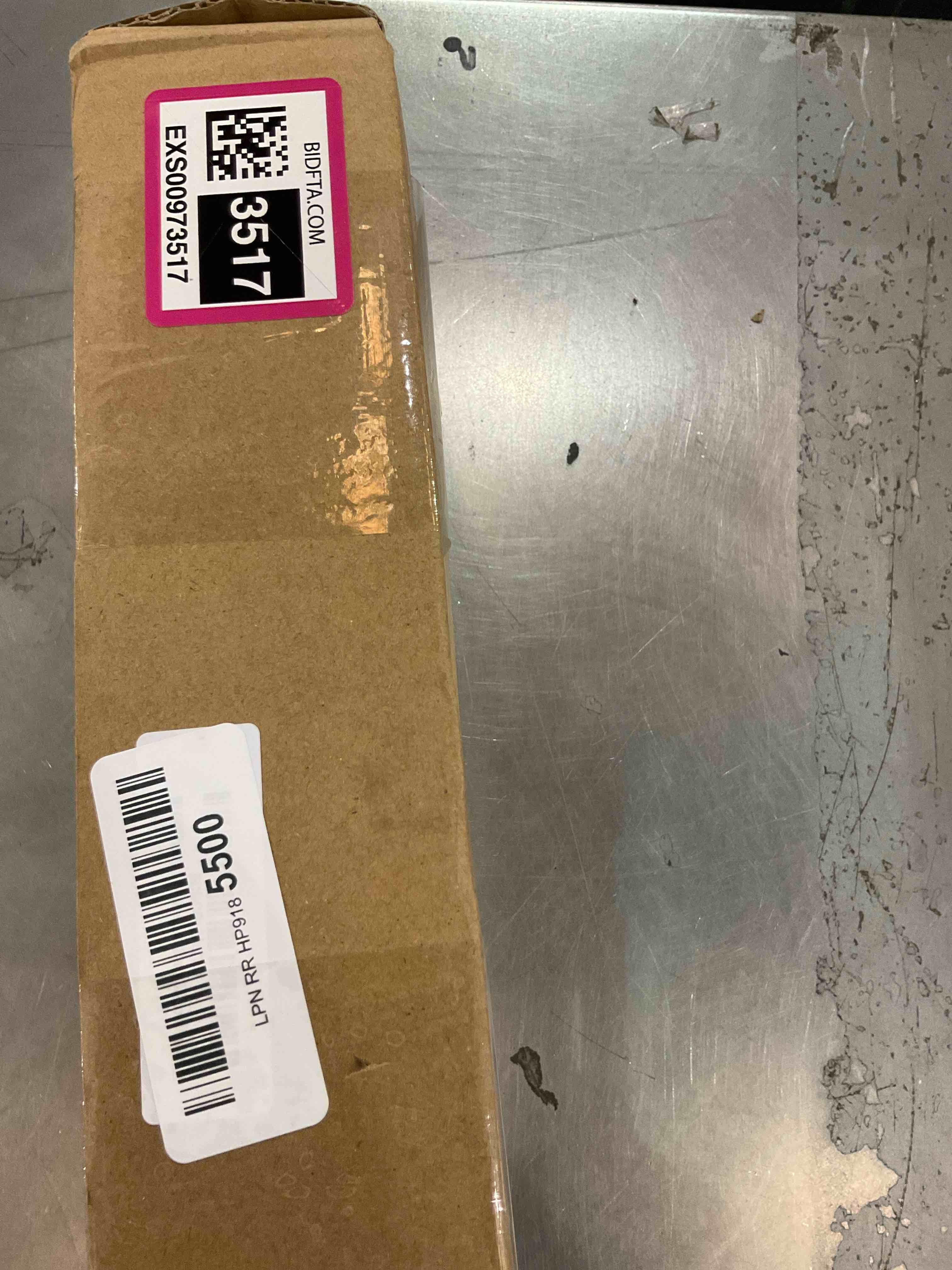 https://s3.amazonaws.com/lotting-images-prod/bidfta/EXS00973517_1704912515129.jpeg