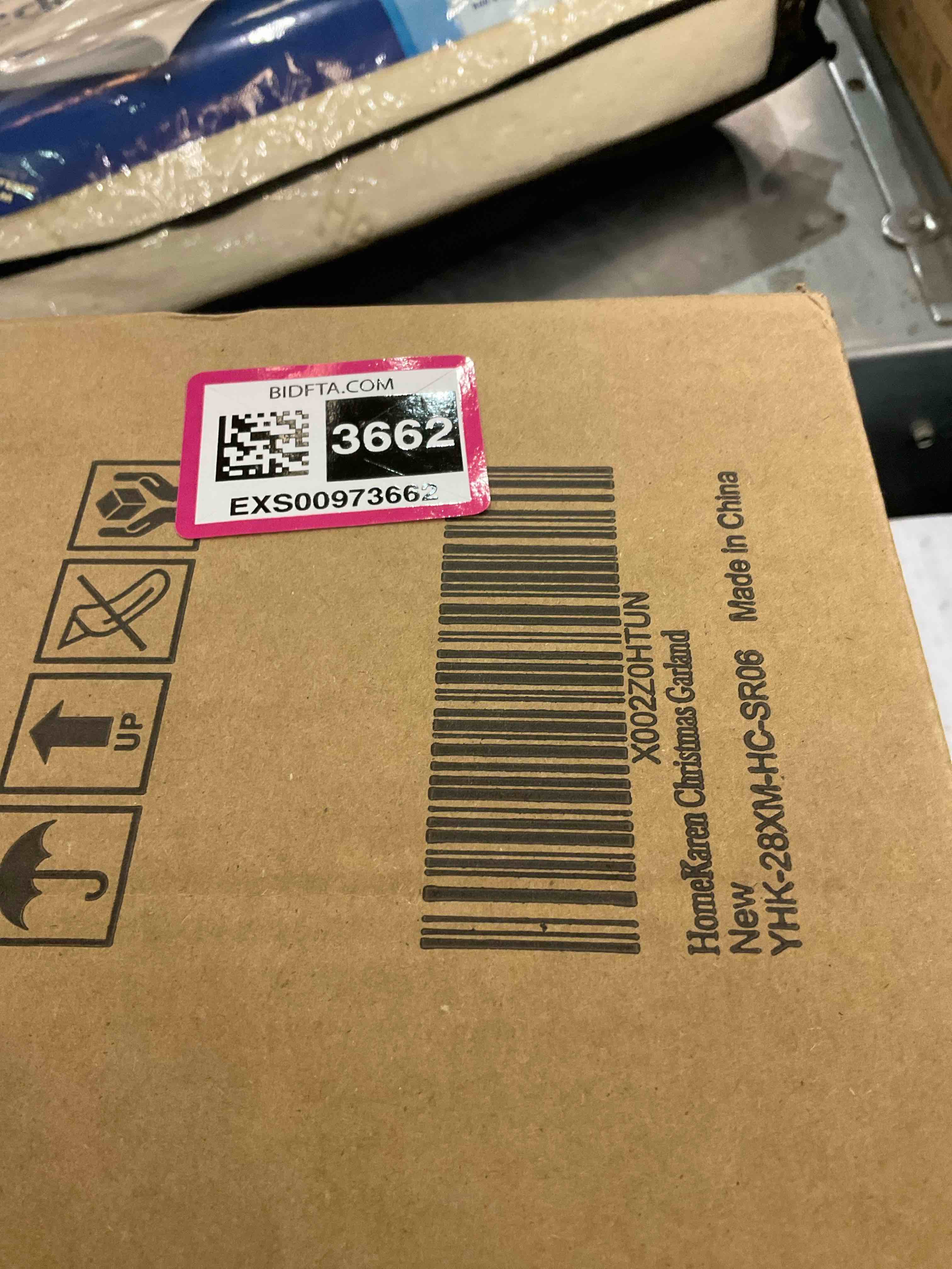 https://s3.amazonaws.com/lotting-images-prod/bidfta/EXS00973662_1704988491649.jpeg