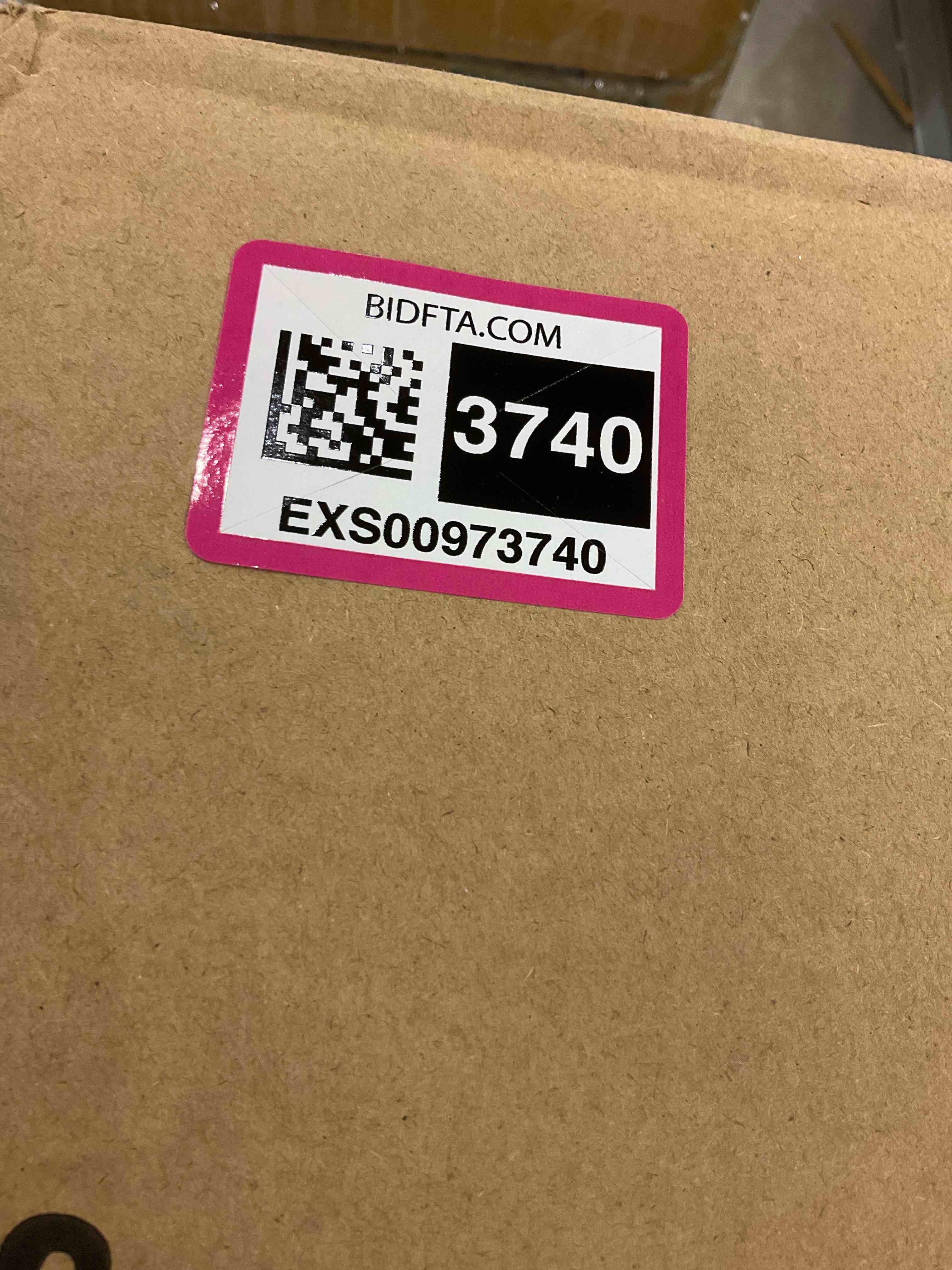 https://s3.amazonaws.com/lotting-images-prod/bidfta/EXS00973740_1705002654968.jpeg