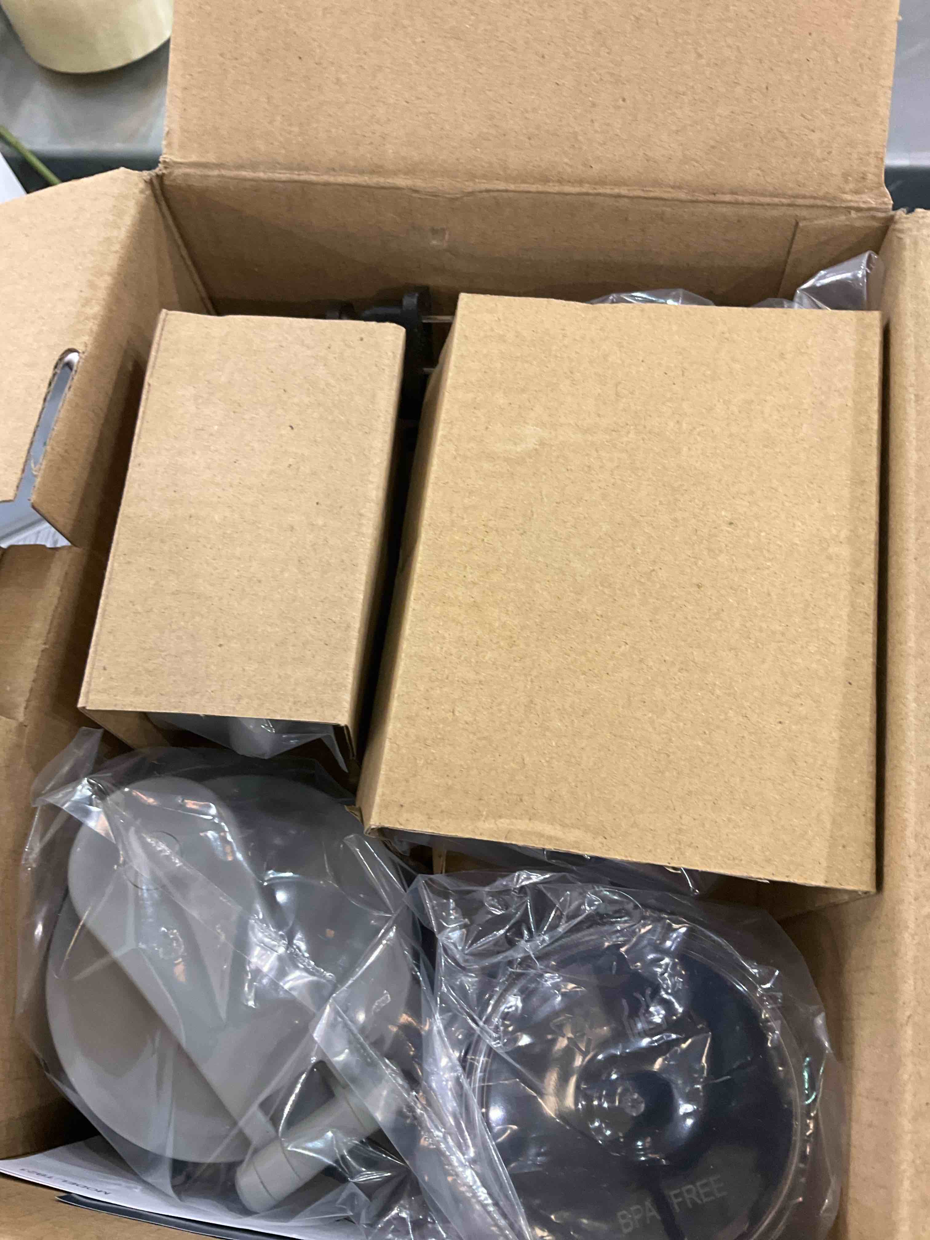 https://s3.amazonaws.com/lotting-images-prod/bidfta/EXS00973926_1705088701654.jpeg