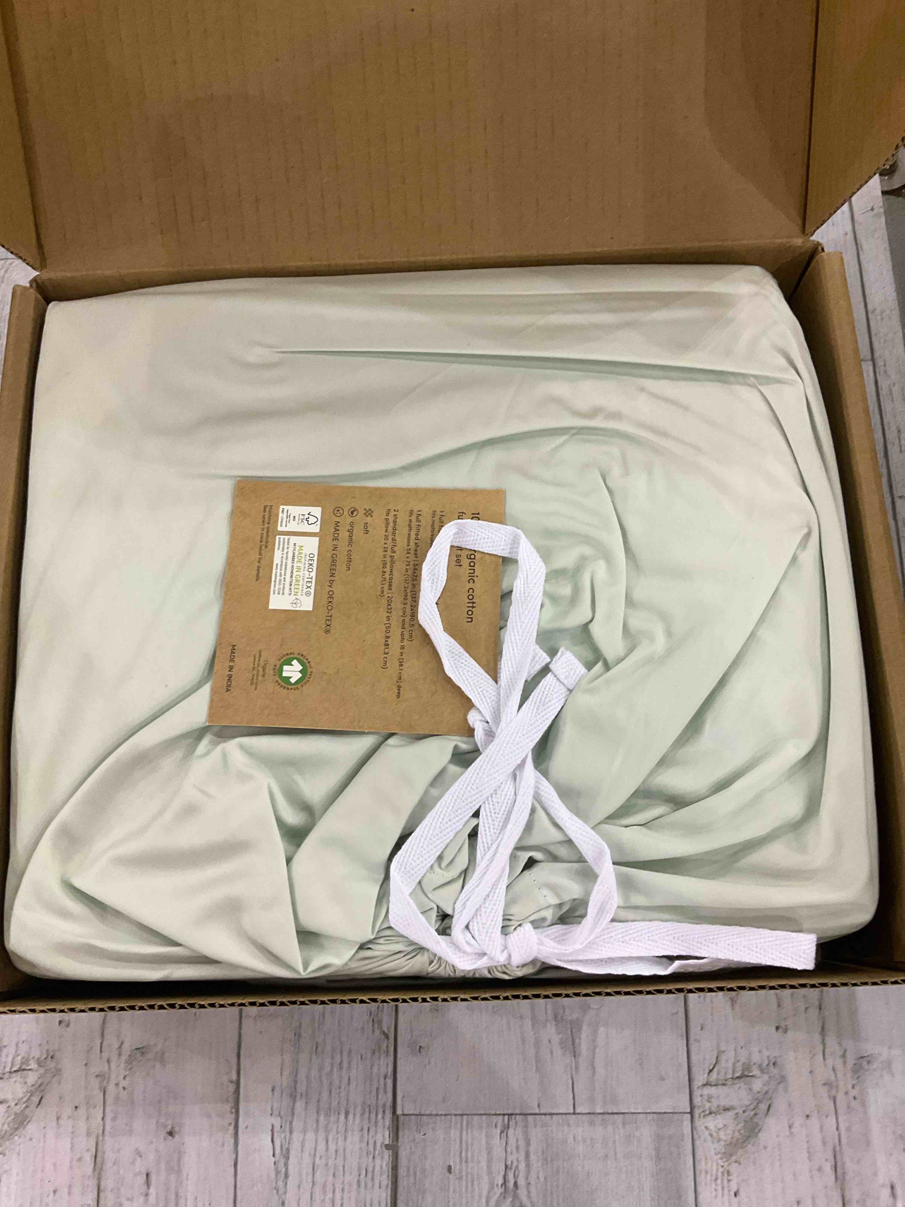 https://s3.amazonaws.com/lotting-images-prod/bidfta/EXS00973979_1705593710790.jpeg