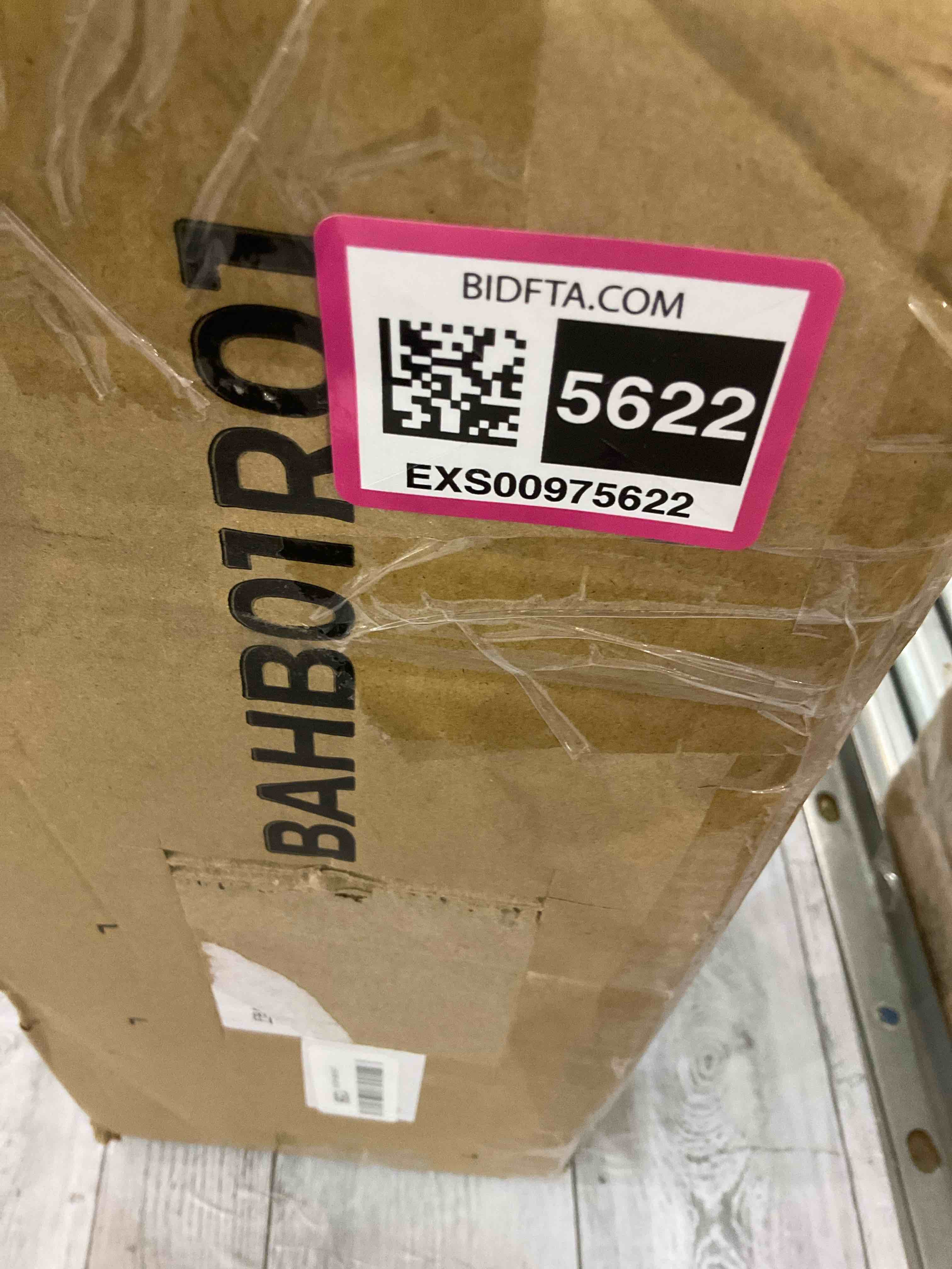 https://s3.amazonaws.com/lotting-images-prod/bidfta/EXS00975622_1705678966733.jpeg