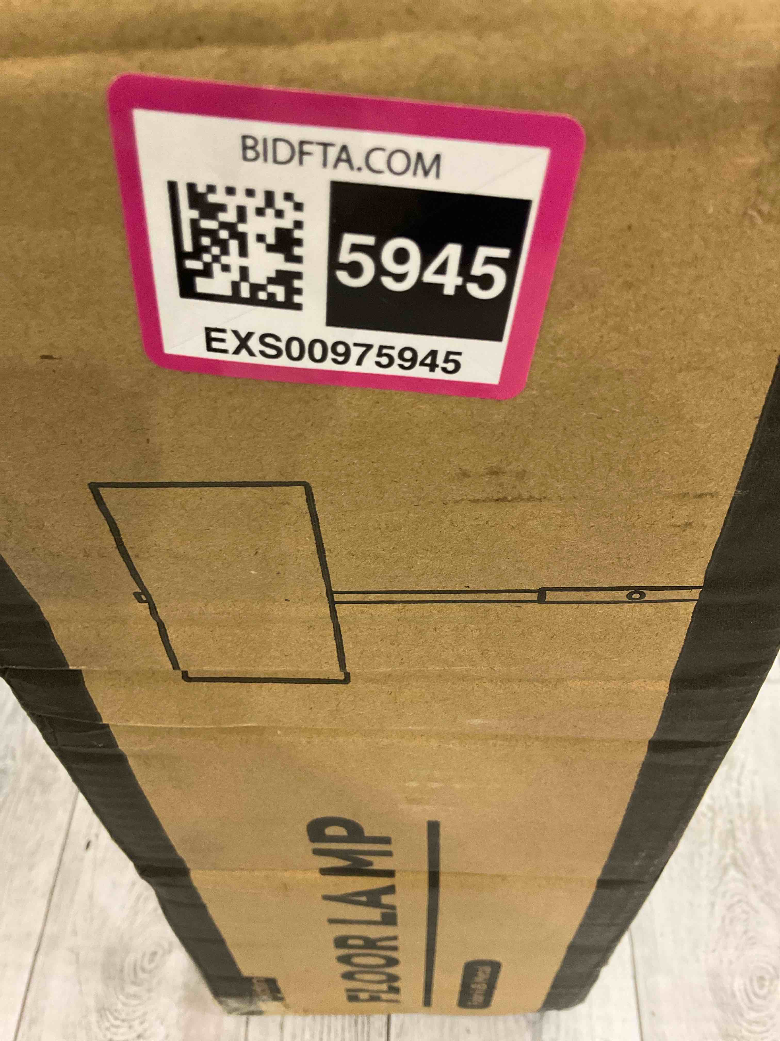 https://s3.amazonaws.com/lotting-images-prod/bidfta/EXS00975945_1705955466197.jpeg