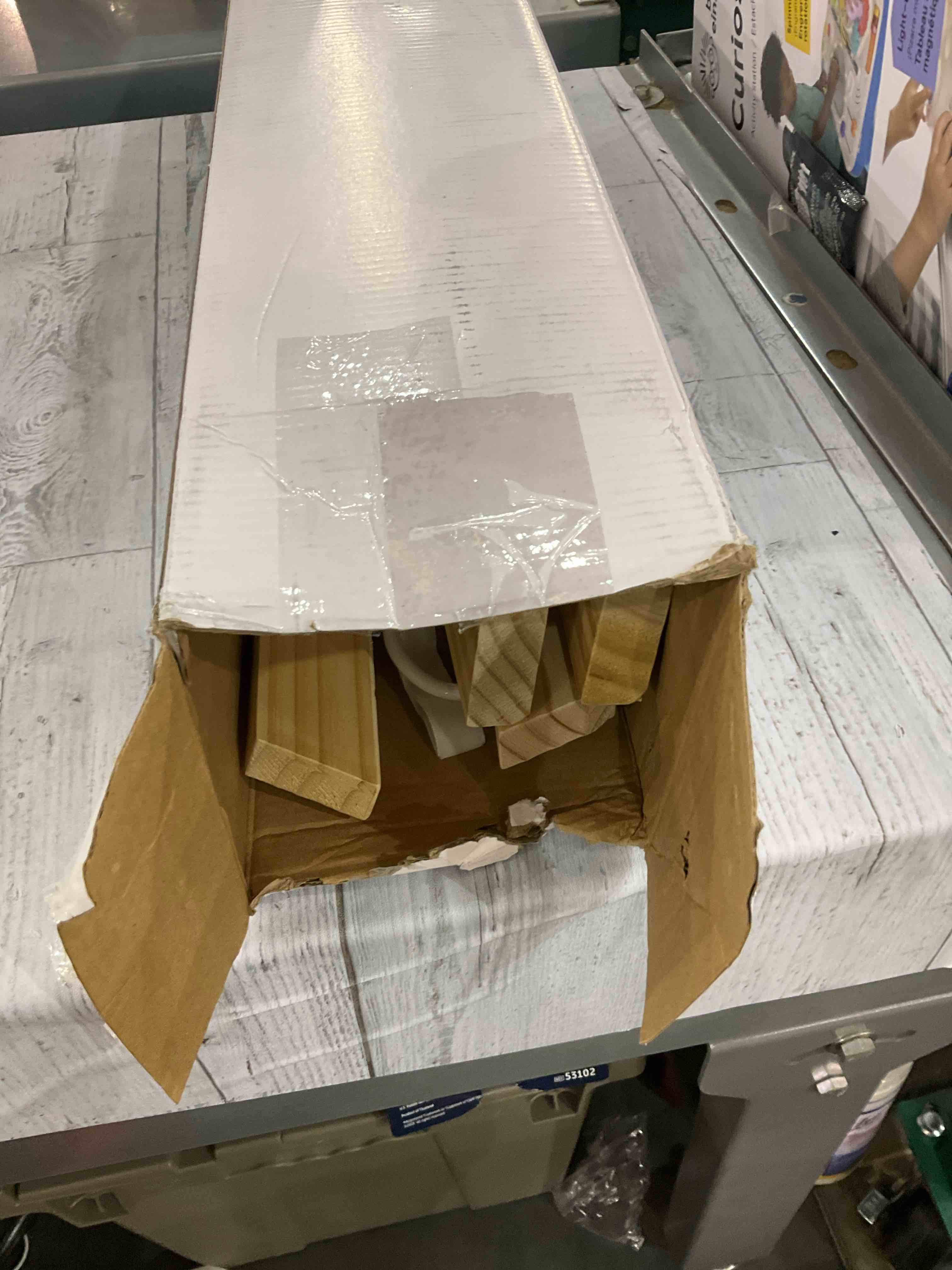 https://s3.amazonaws.com/lotting-images-prod/bidfta/EXS00976088_1706038689831.jpeg