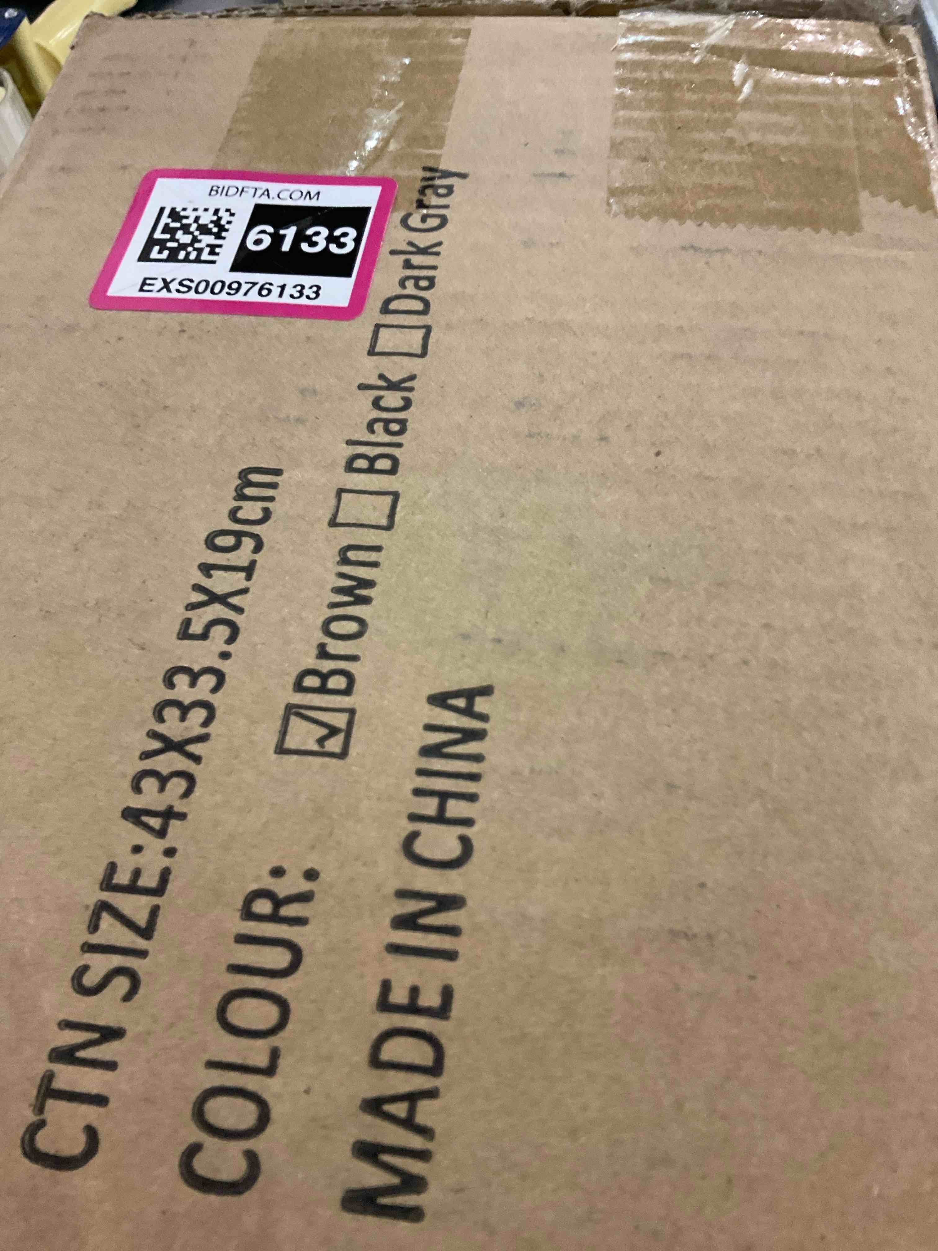 https://s3.amazonaws.com/lotting-images-prod/bidfta/EXS00976133_1706098946615.jpeg