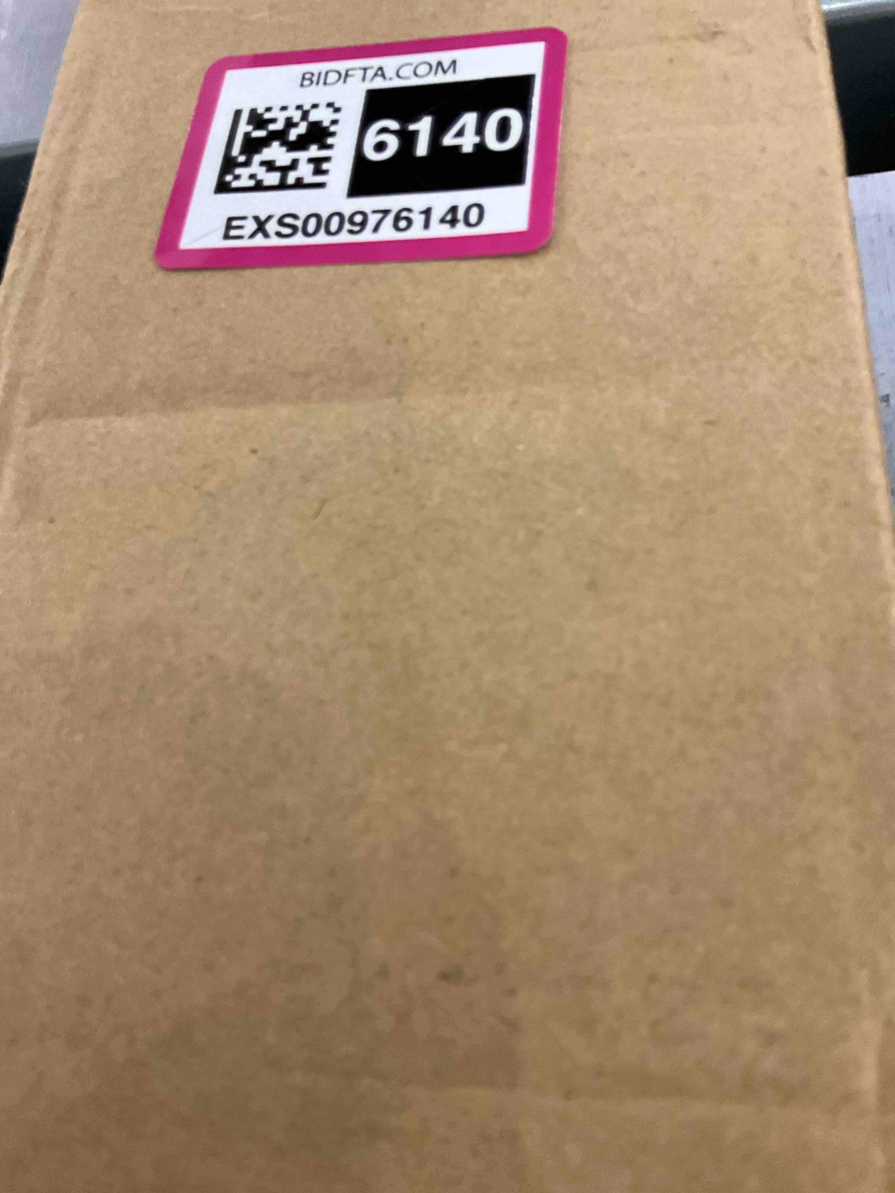 https://s3.amazonaws.com/lotting-images-prod/bidfta/EXS00976140_1706099777132.jpeg