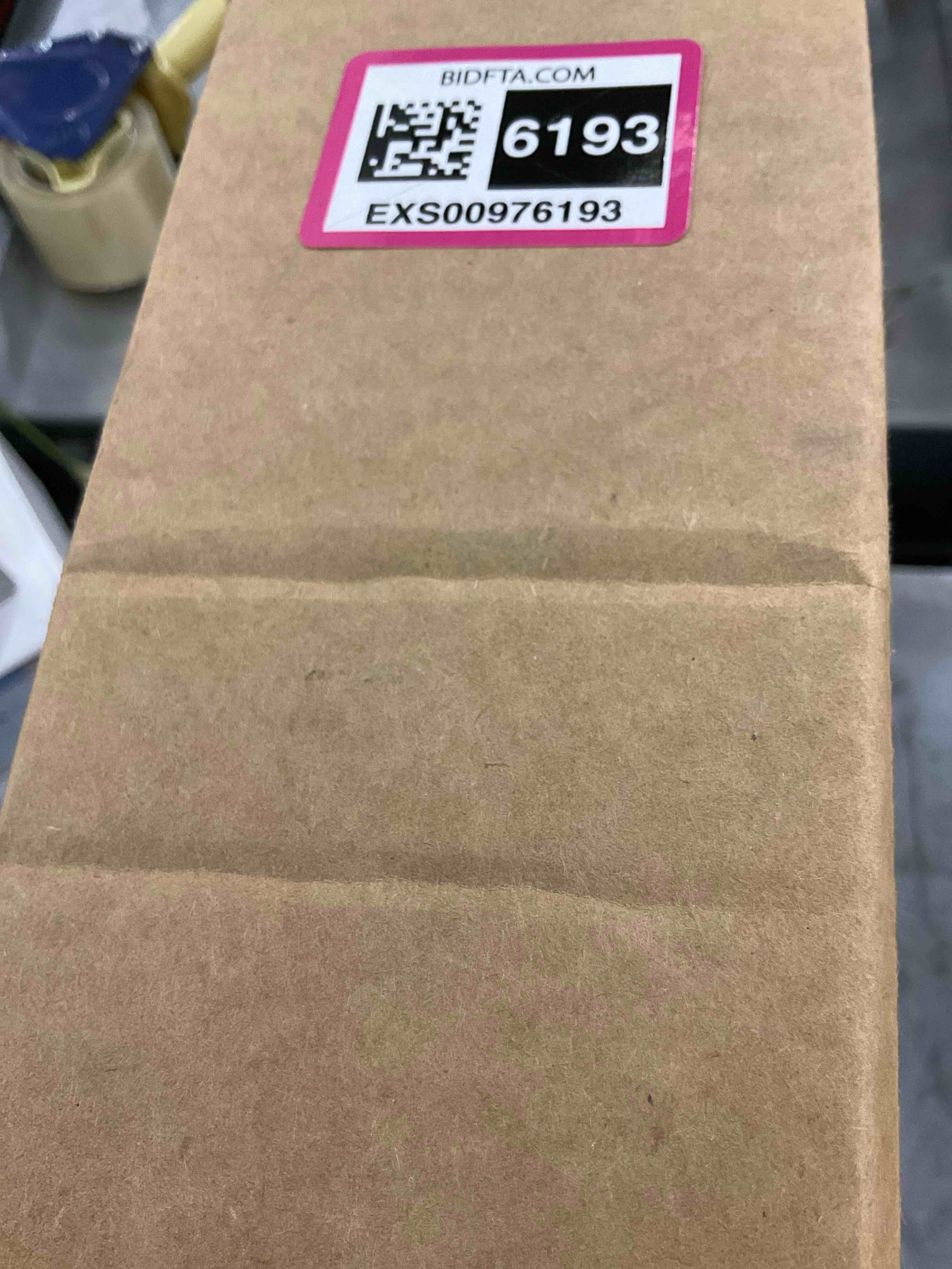https://s3.amazonaws.com/lotting-images-prod/bidfta/EXS00976193_1706110480554.jpeg