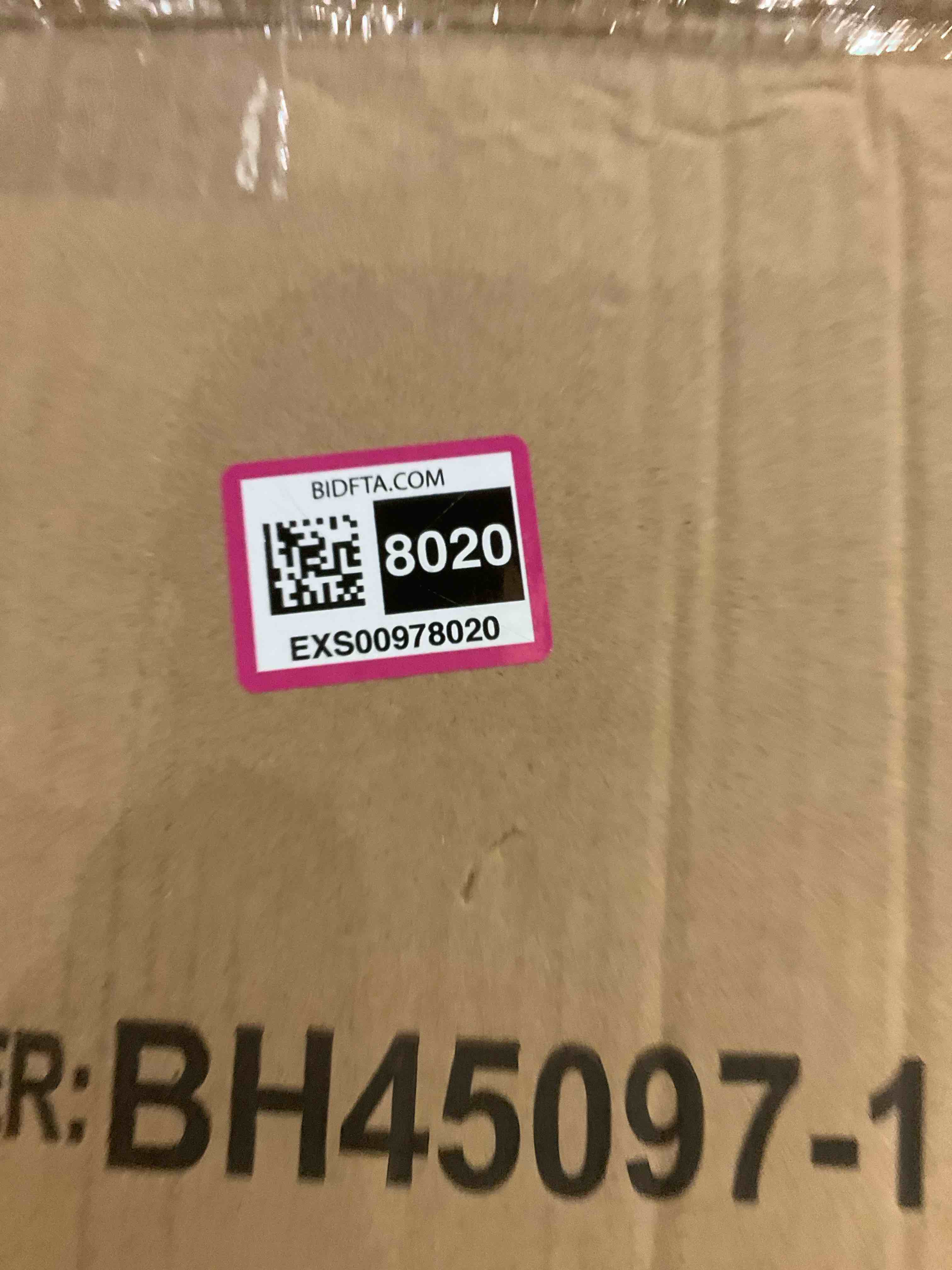 https://s3.amazonaws.com/lotting-images-prod/bidfta/EXS00978020_1706110498293.jpeg