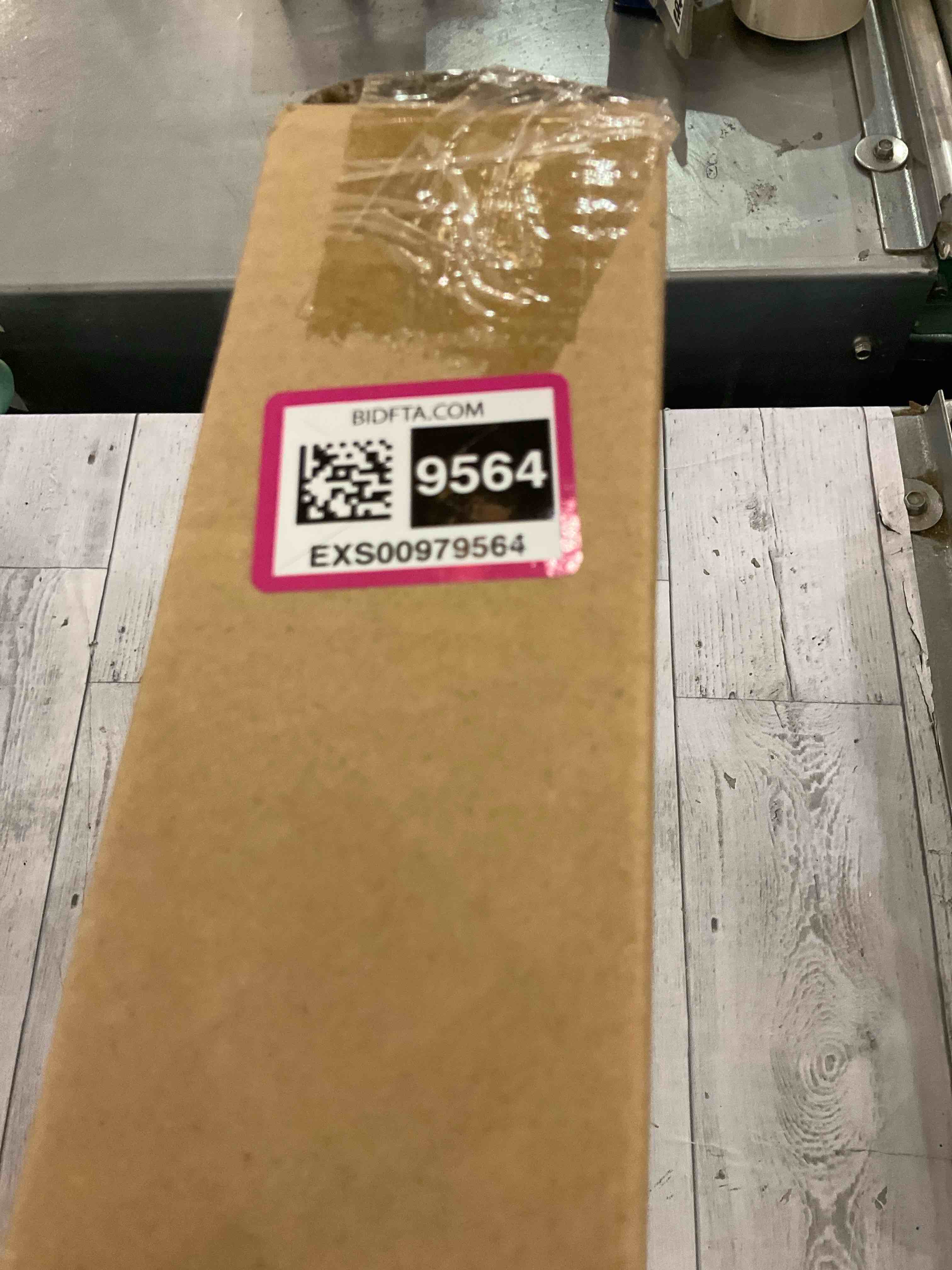 https://s3.amazonaws.com/lotting-images-prod/bidfta/EXS00979564_1707146128876.jpeg
