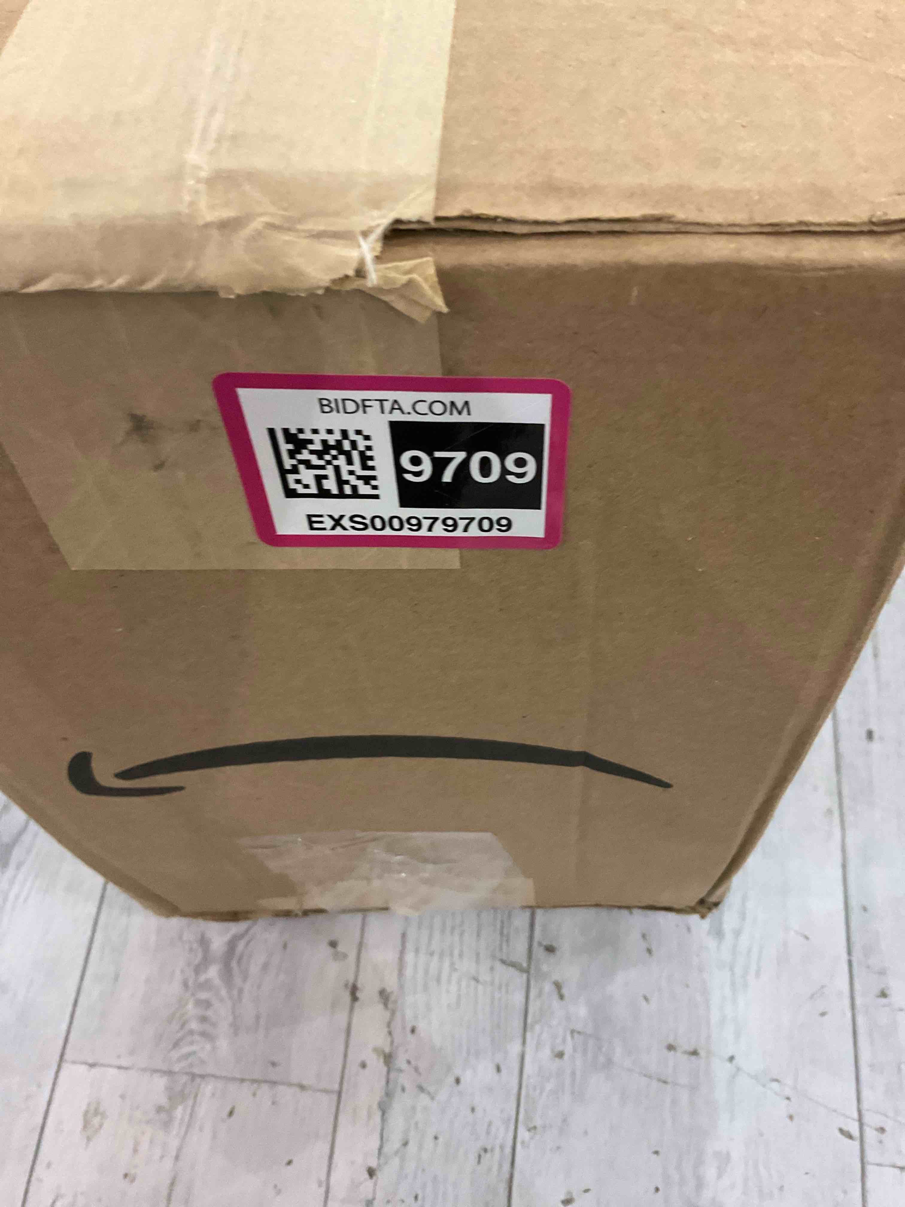 https://s3.amazonaws.com/lotting-images-prod/bidfta/EXS00979709_1707235329324.jpeg