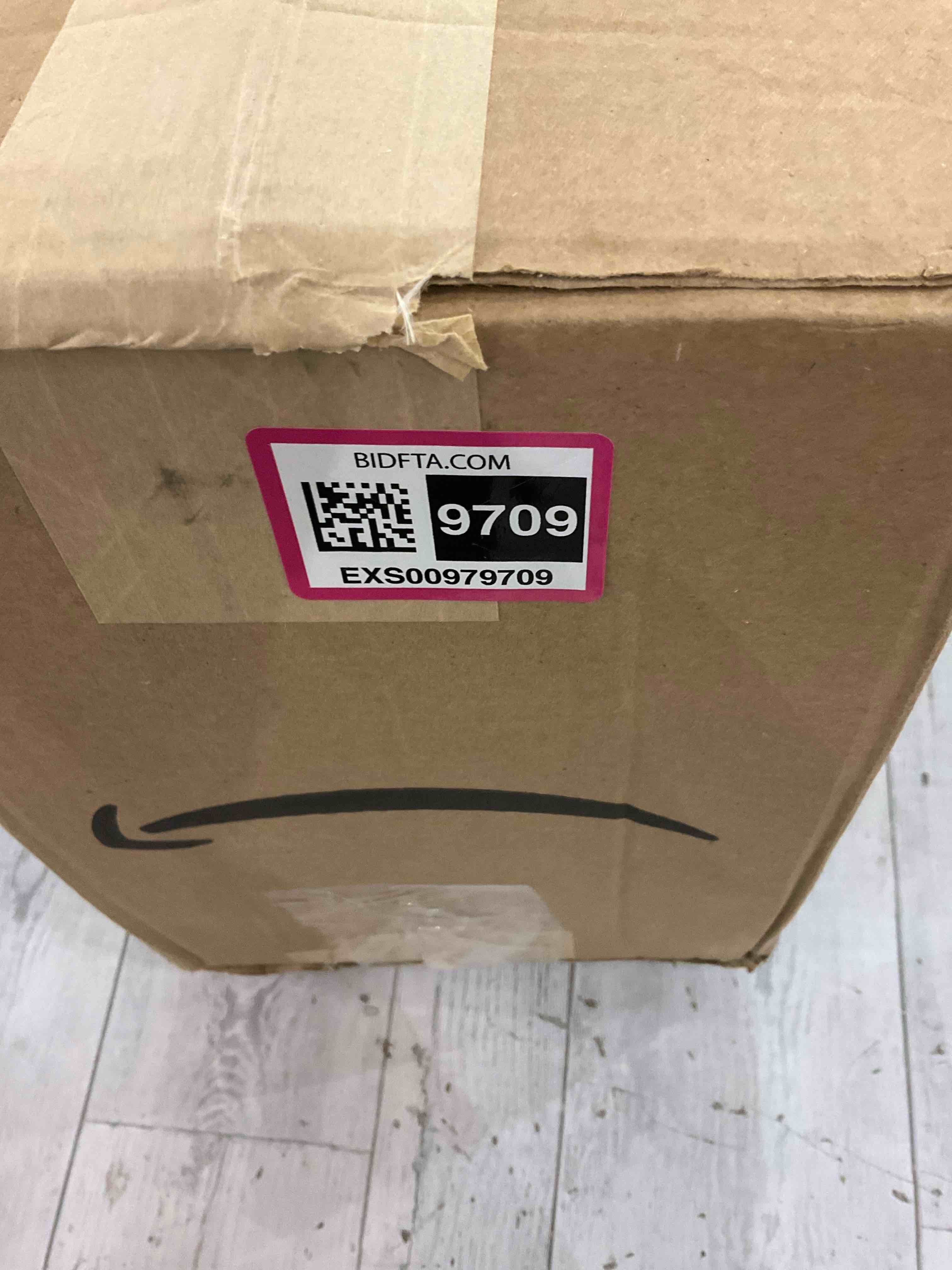 https://s3.amazonaws.com/lotting-images-prod/bidfta/EXS00979709_1707235330591.jpeg