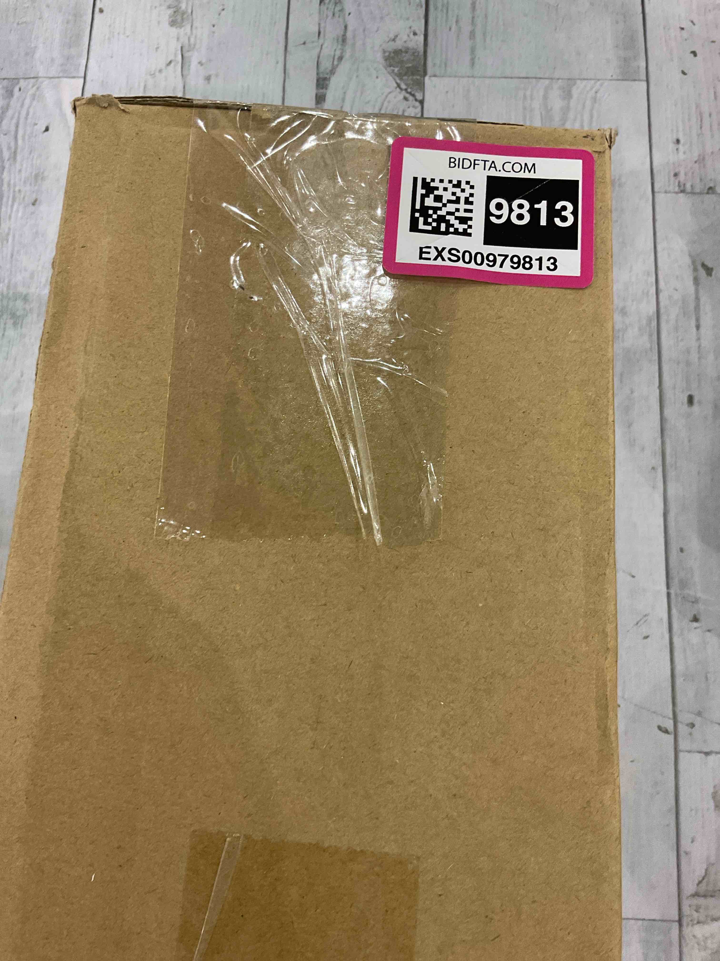 https://s3.amazonaws.com/lotting-images-prod/bidfta/EXS00979813_1707310375774.jpeg