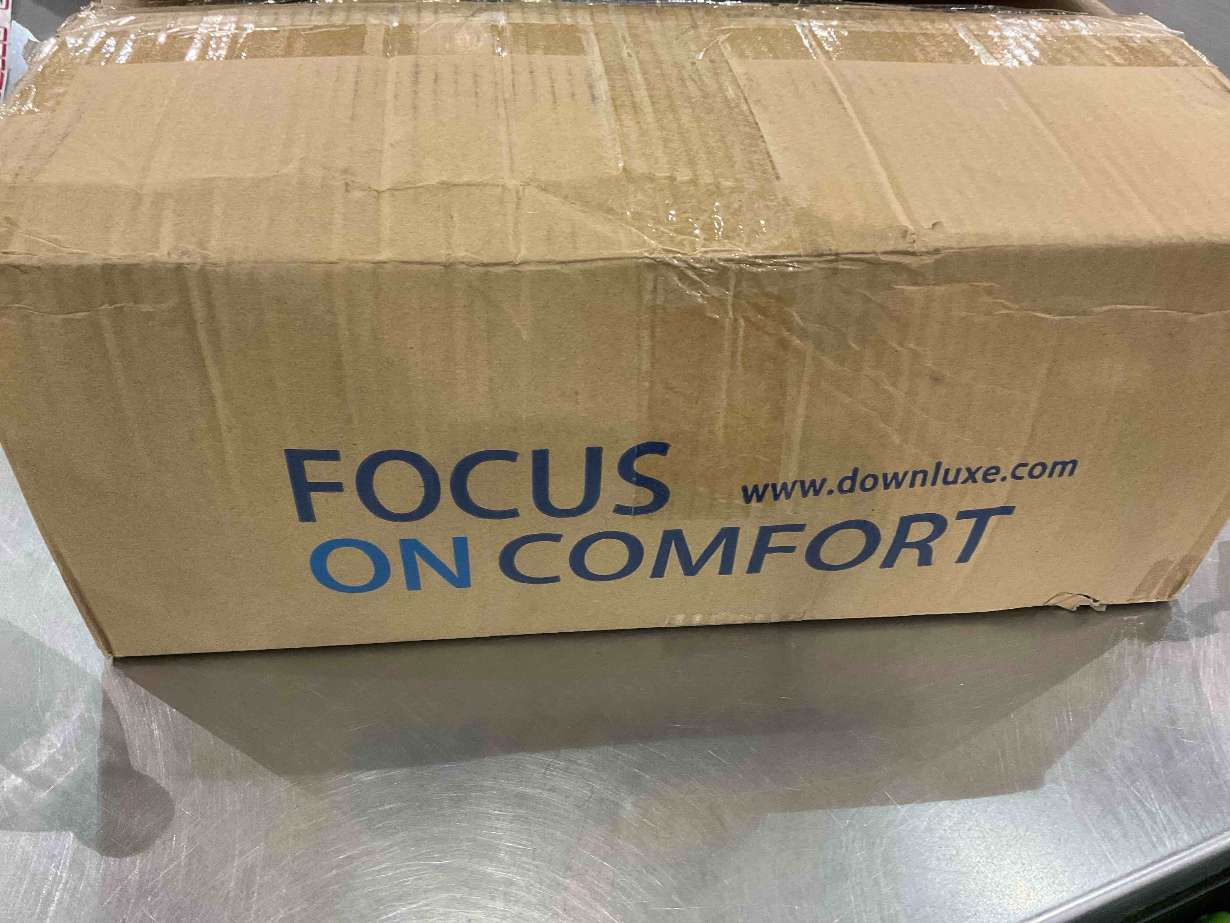 downluxe Down Alternative Queen Size Pillows (2 Pack) - 100% Breathable Cotton Cover, Premium Hotel Collection Soft Bed Pillows for Sleeping, 20 X 28