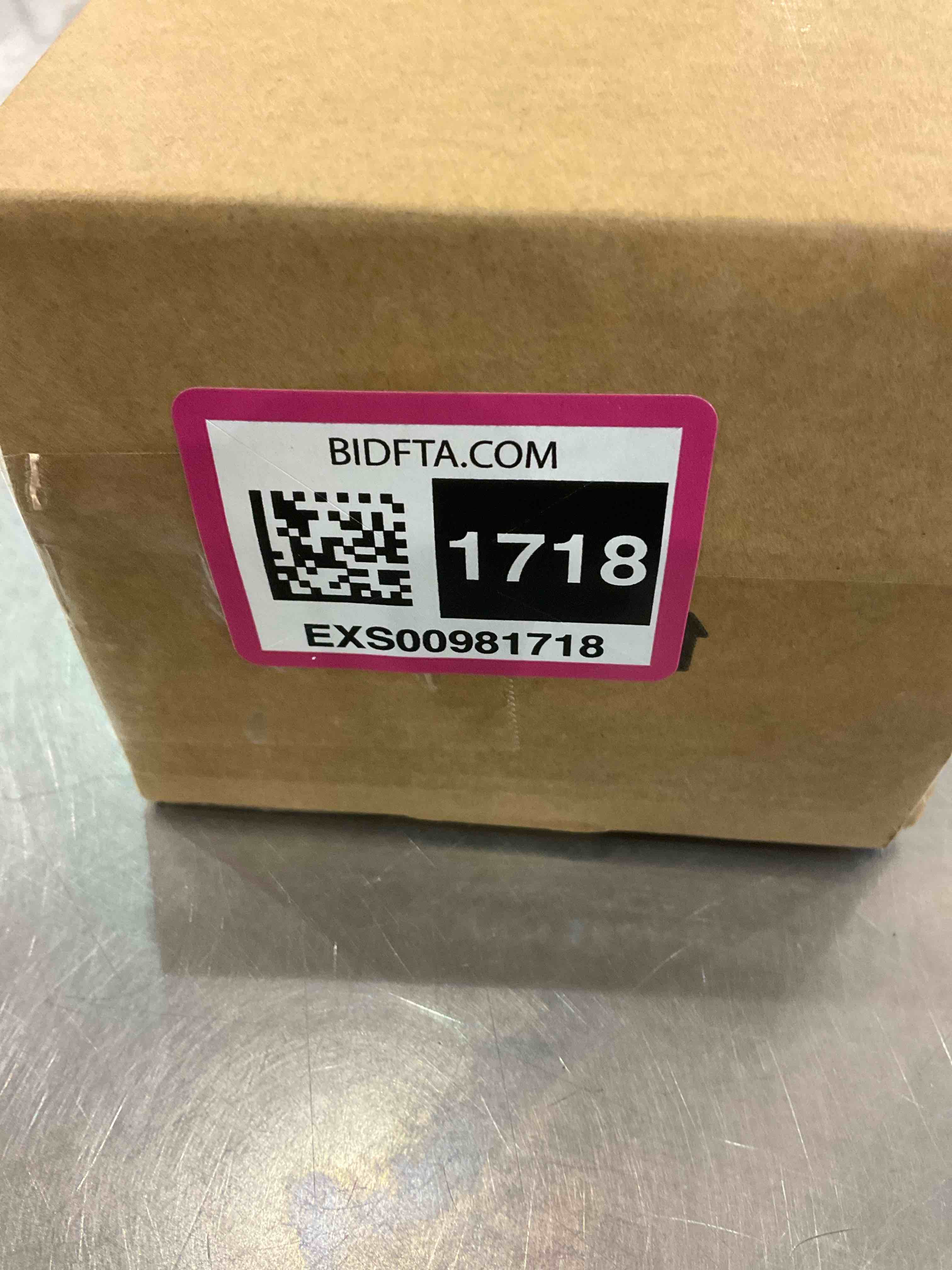 https://s3.amazonaws.com/lotting-images-prod/bidfta/EXS00981718_1704307071697.jpeg