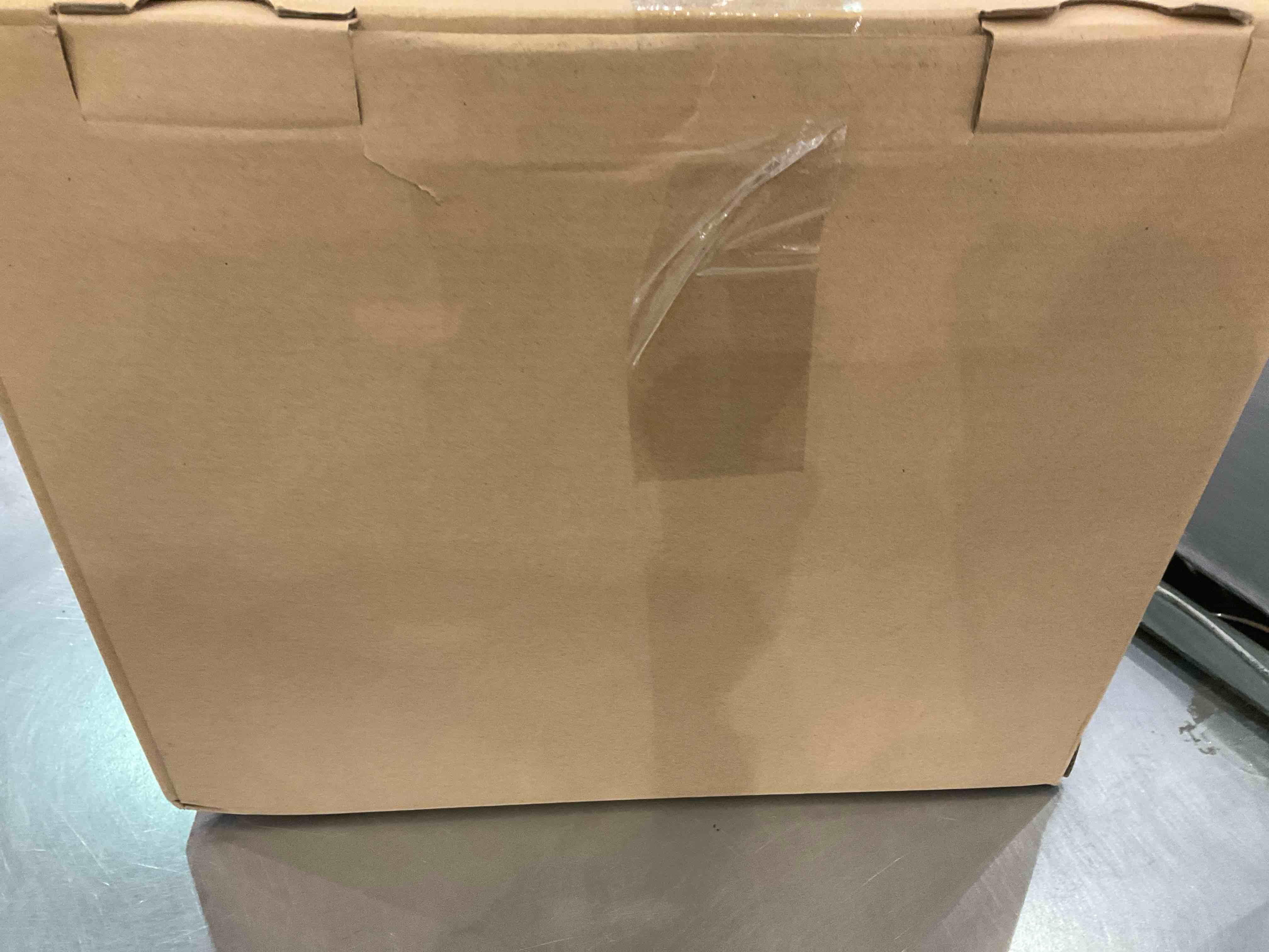 https://s3.amazonaws.com/lotting-images-prod/bidfta/EXS00981950_1704465965641.jpeg