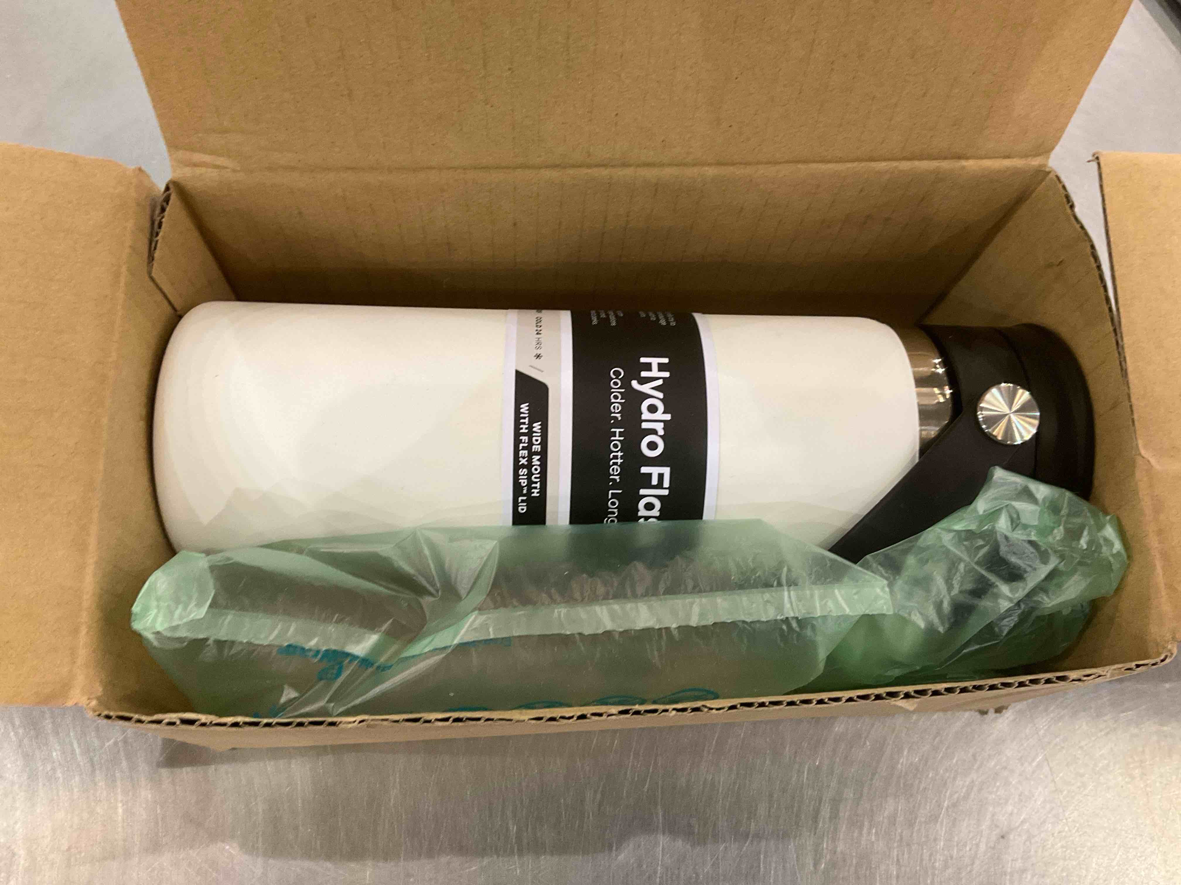 https://s3.amazonaws.com/lotting-images-prod/bidfta/EXS00981961_1704467253731.jpeg