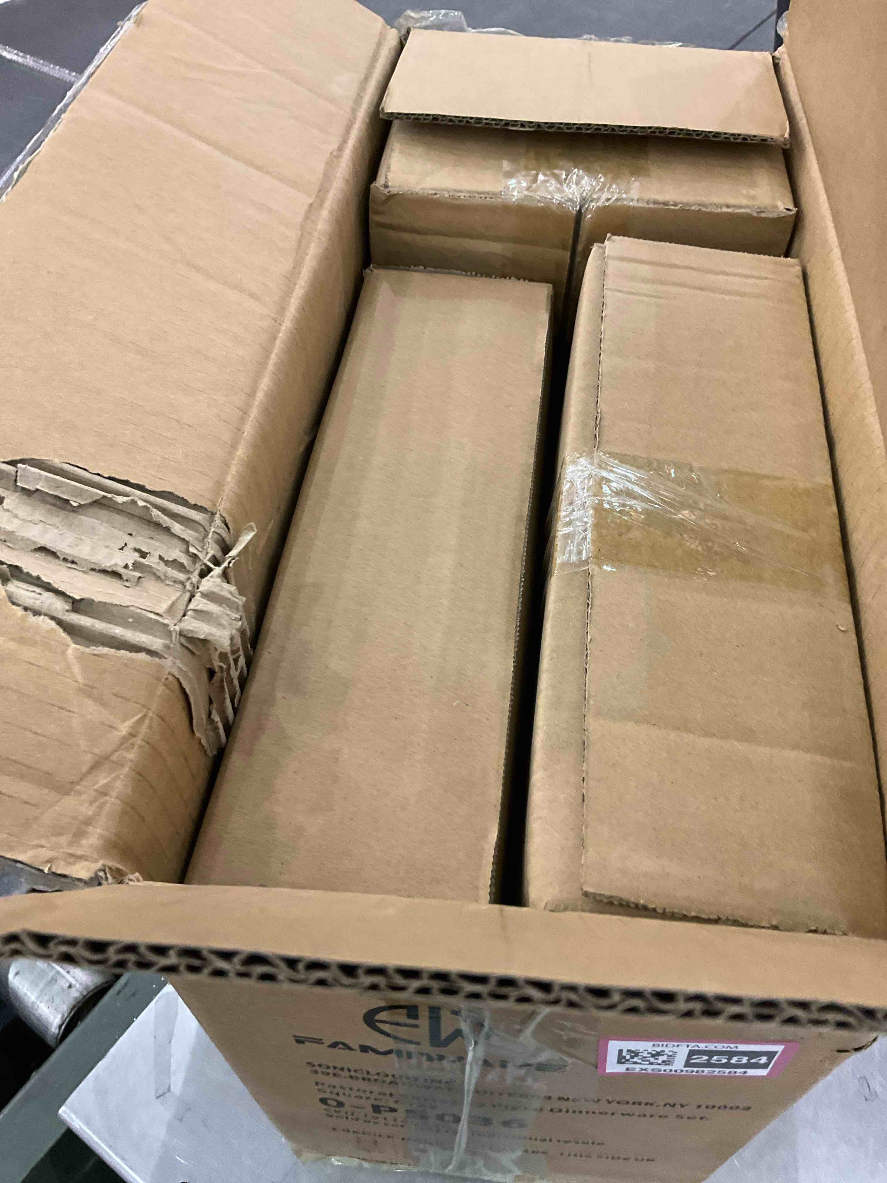 https://s3.amazonaws.com/lotting-images-prod/bidfta/EXS00982584_1704813778545.jpeg