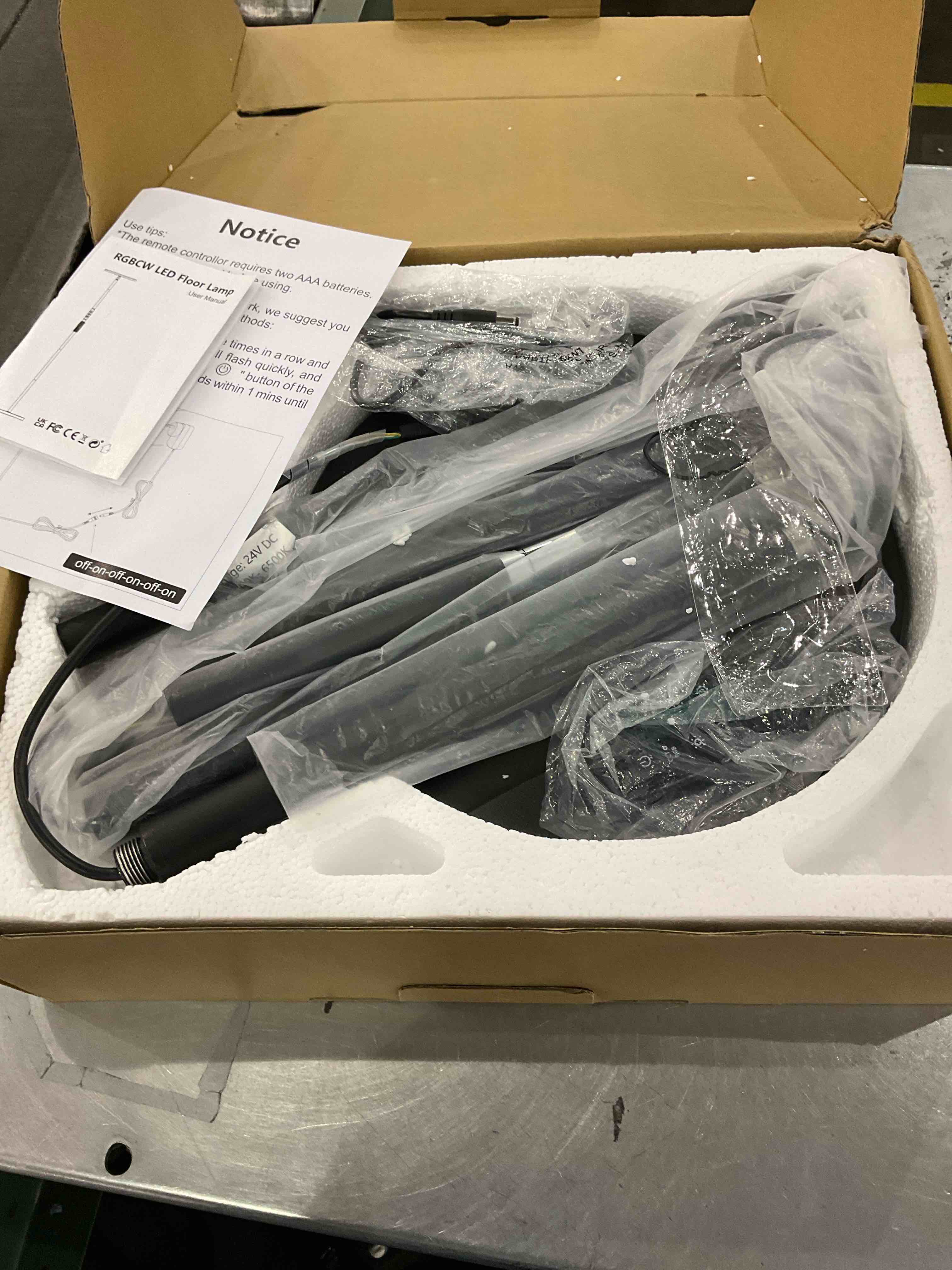 https://s3.amazonaws.com/lotting-images-prod/bidfta/EXS00982730_1704893295847.jpeg