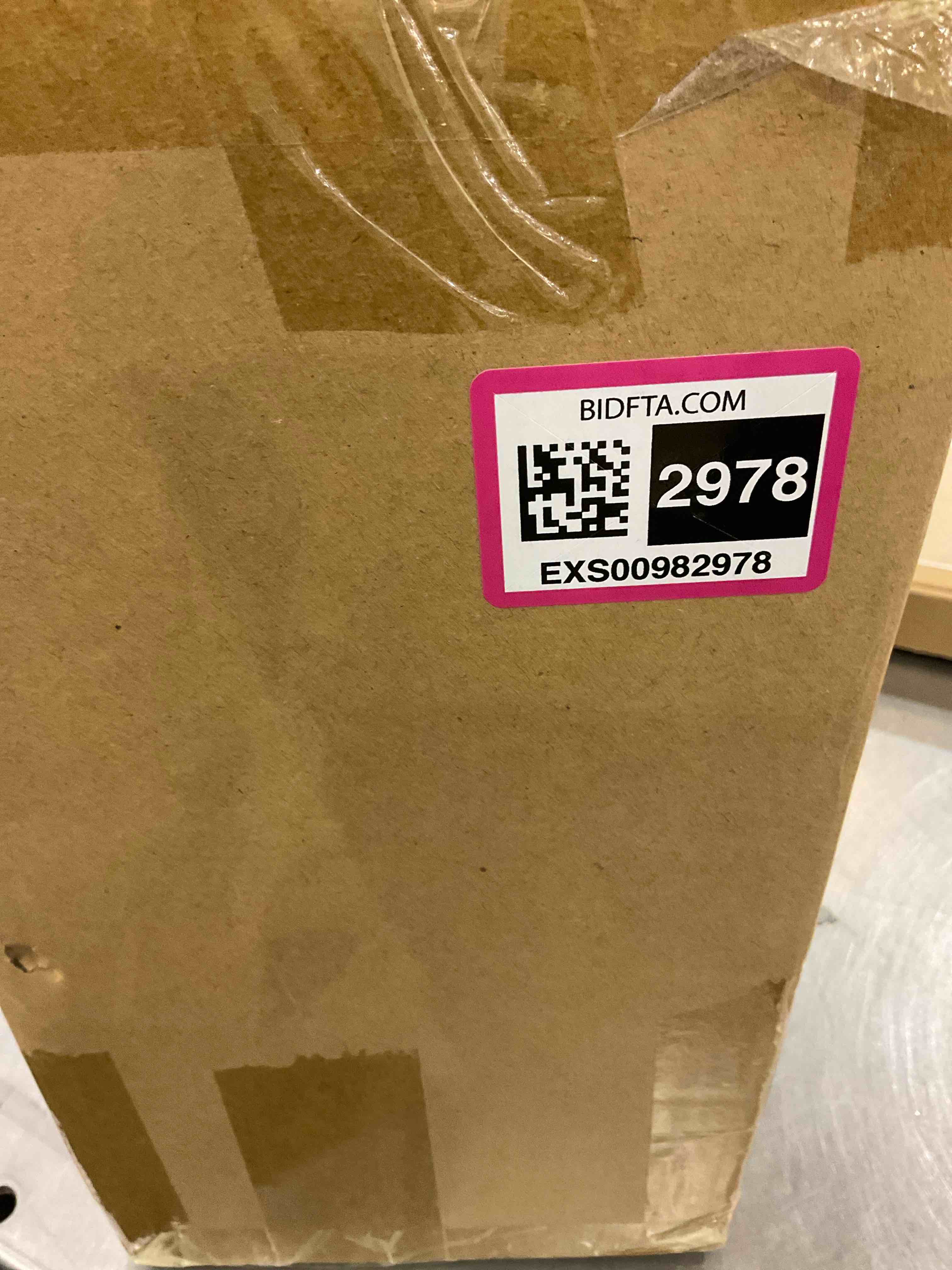 https://s3.amazonaws.com/lotting-images-prod/bidfta/EXS00982978_1704998432102.jpeg
