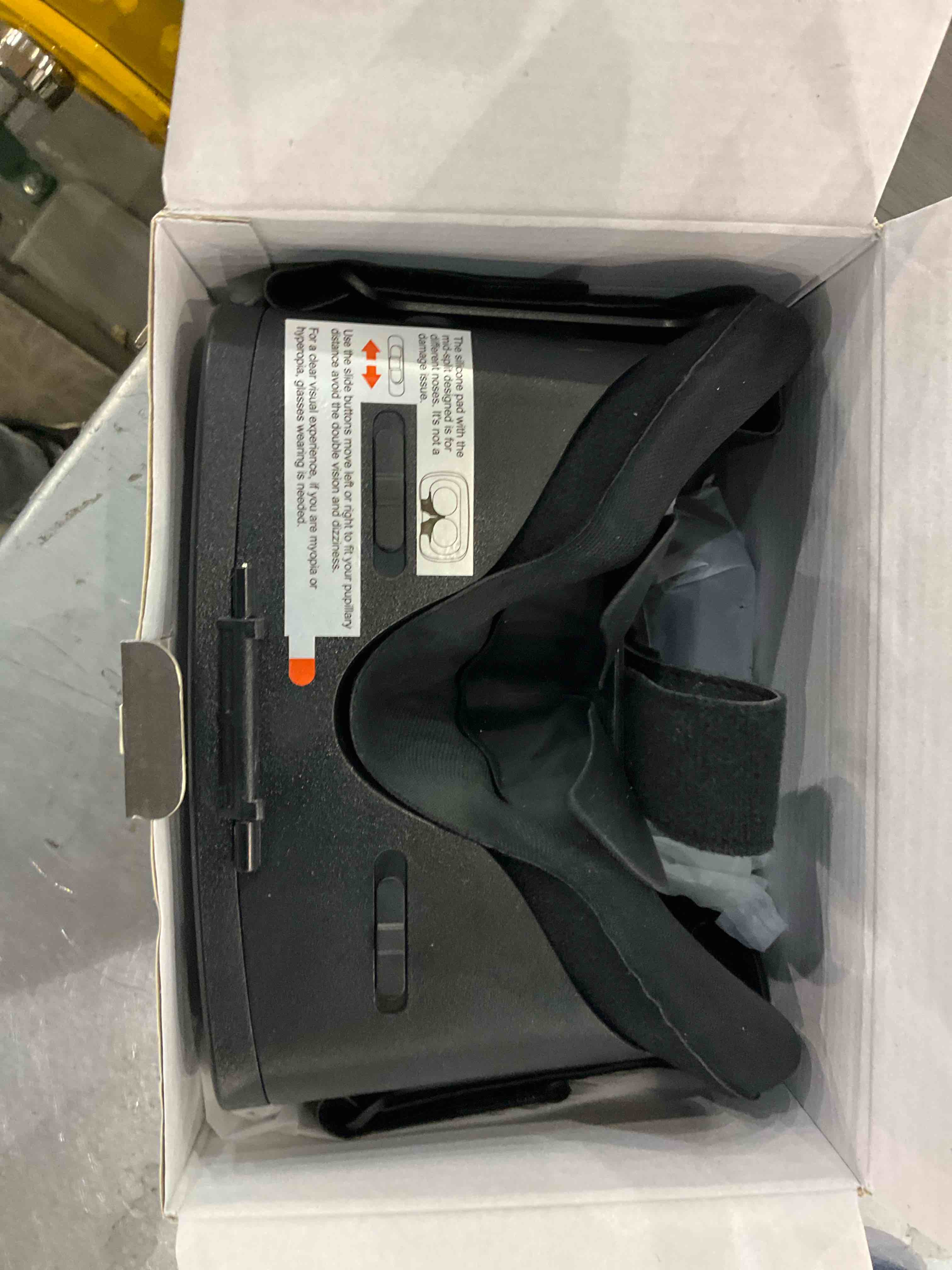 https://s3.amazonaws.com/lotting-images-prod/bidfta/EXS00983721_1704287598548.jpeg
