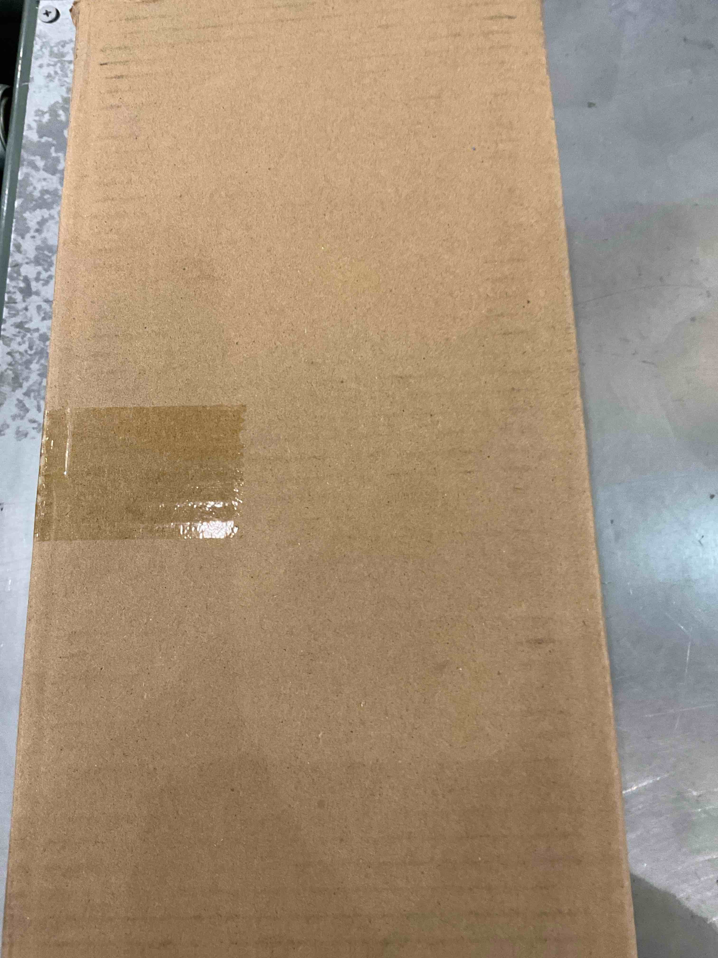 https://s3.amazonaws.com/lotting-images-prod/bidfta/EXS00984714_1704390667281.jpeg