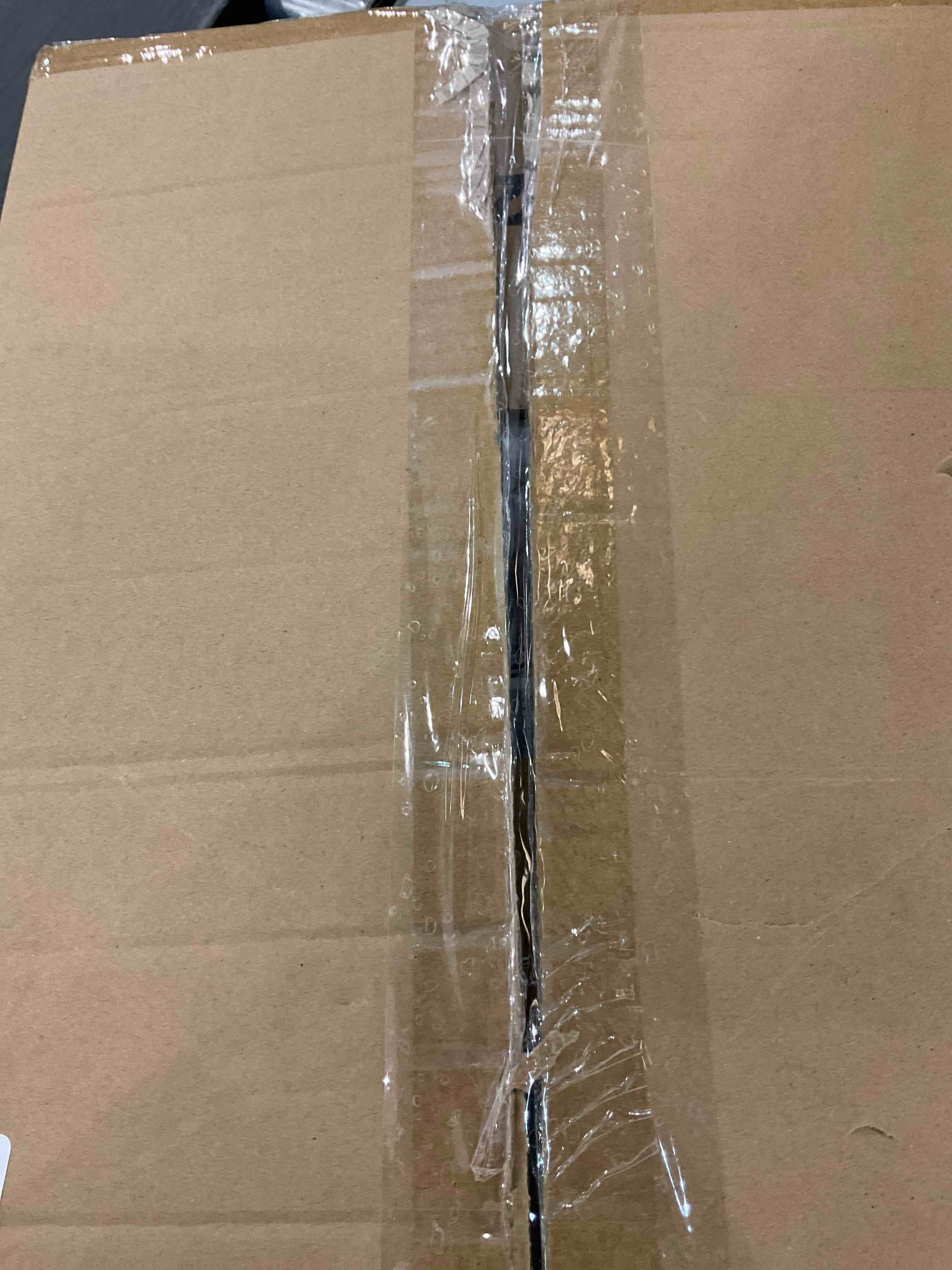 https://s3.amazonaws.com/lotting-images-prod/bidfta/EXS00984855_1704484132821.jpeg