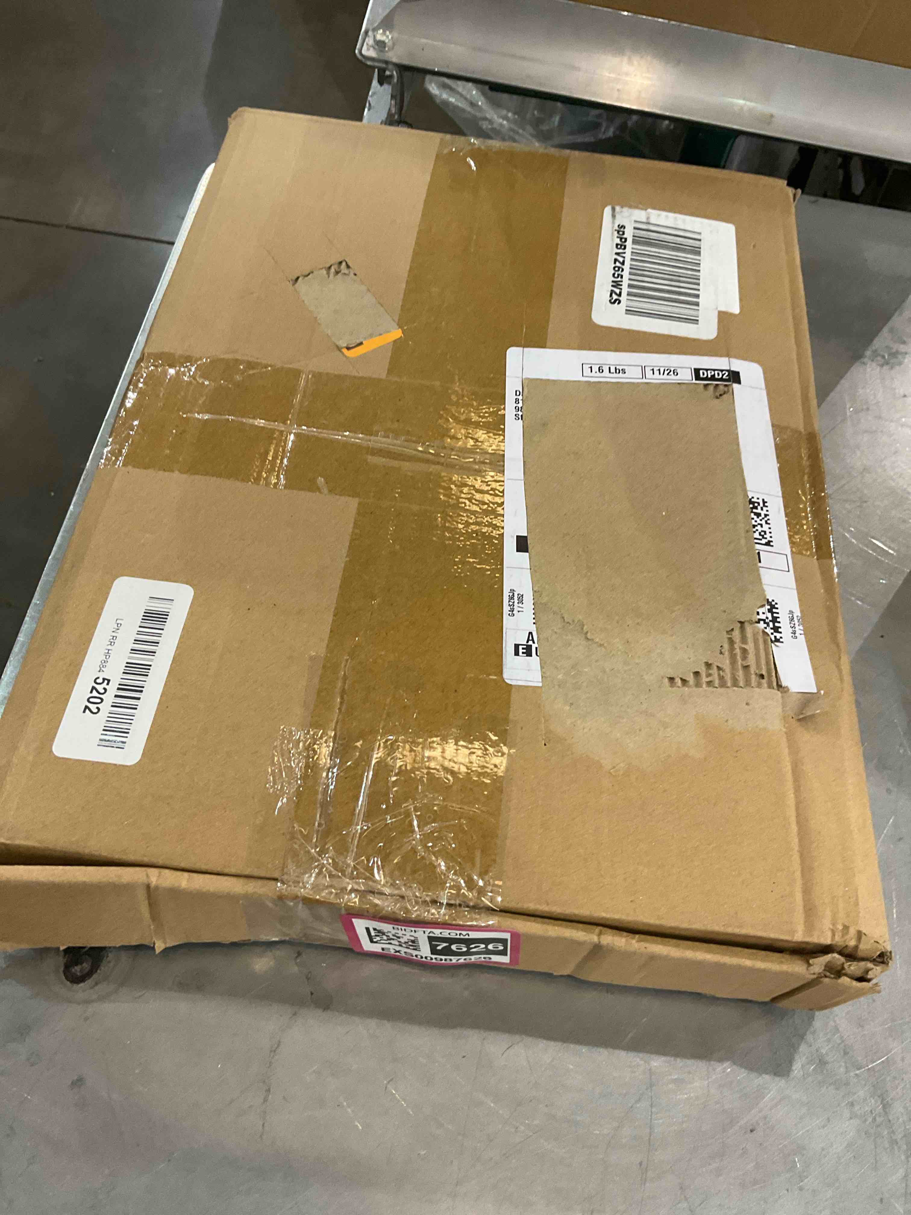 https://s3.amazonaws.com/lotting-images-prod/bidfta/EXS00987626_1704390427589.jpeg