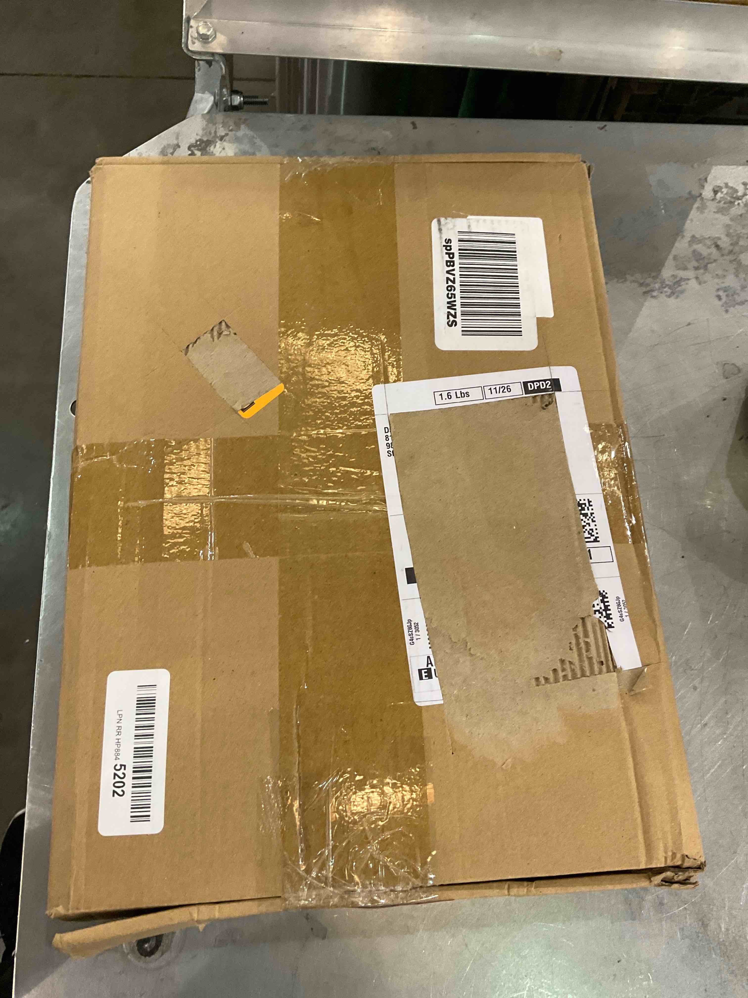 https://s3.amazonaws.com/lotting-images-prod/bidfta/EXS00987626_1704390433585.jpeg