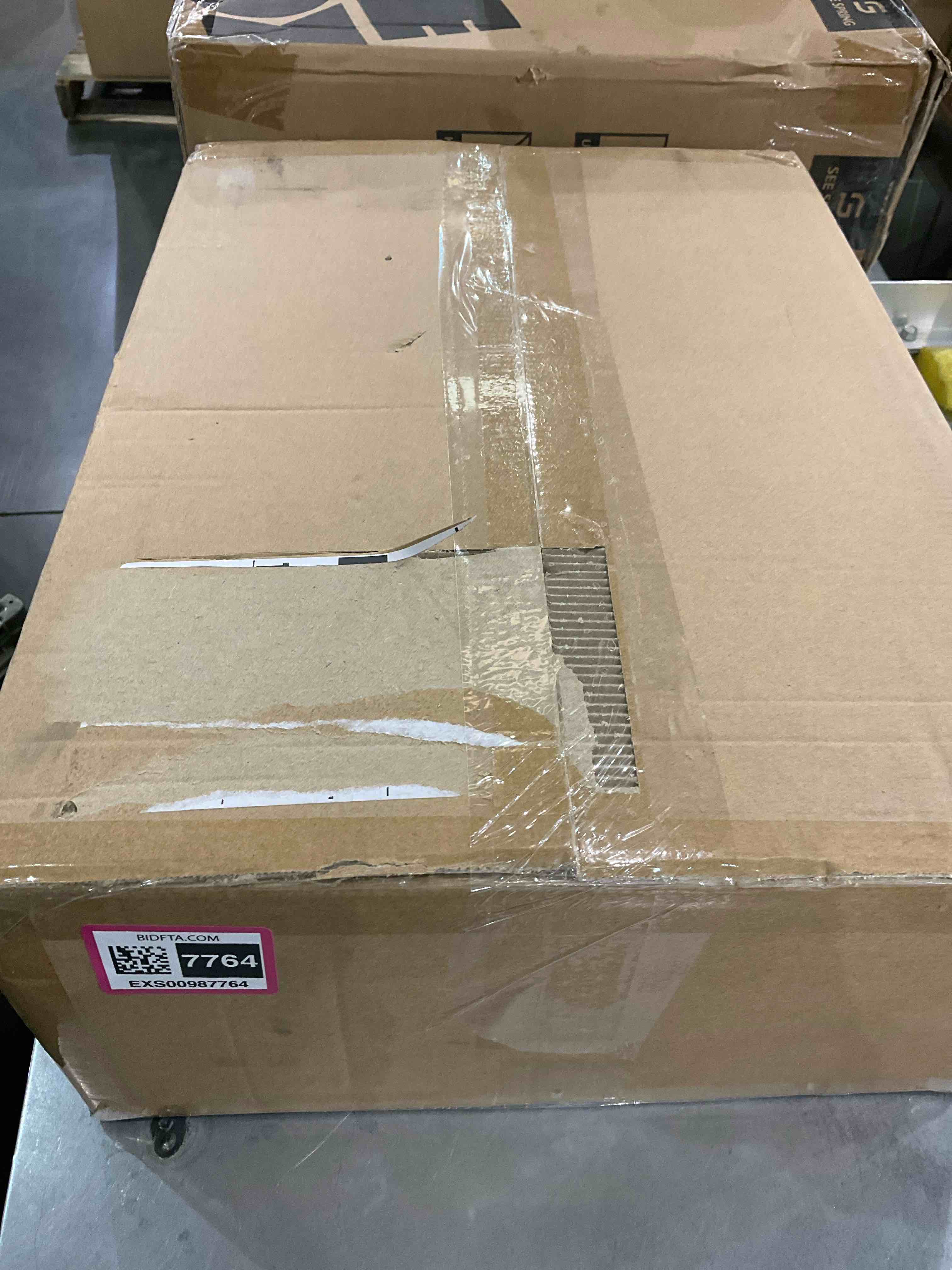 https://s3.amazonaws.com/lotting-images-prod/bidfta/EXS00987764_1704465939794.jpeg