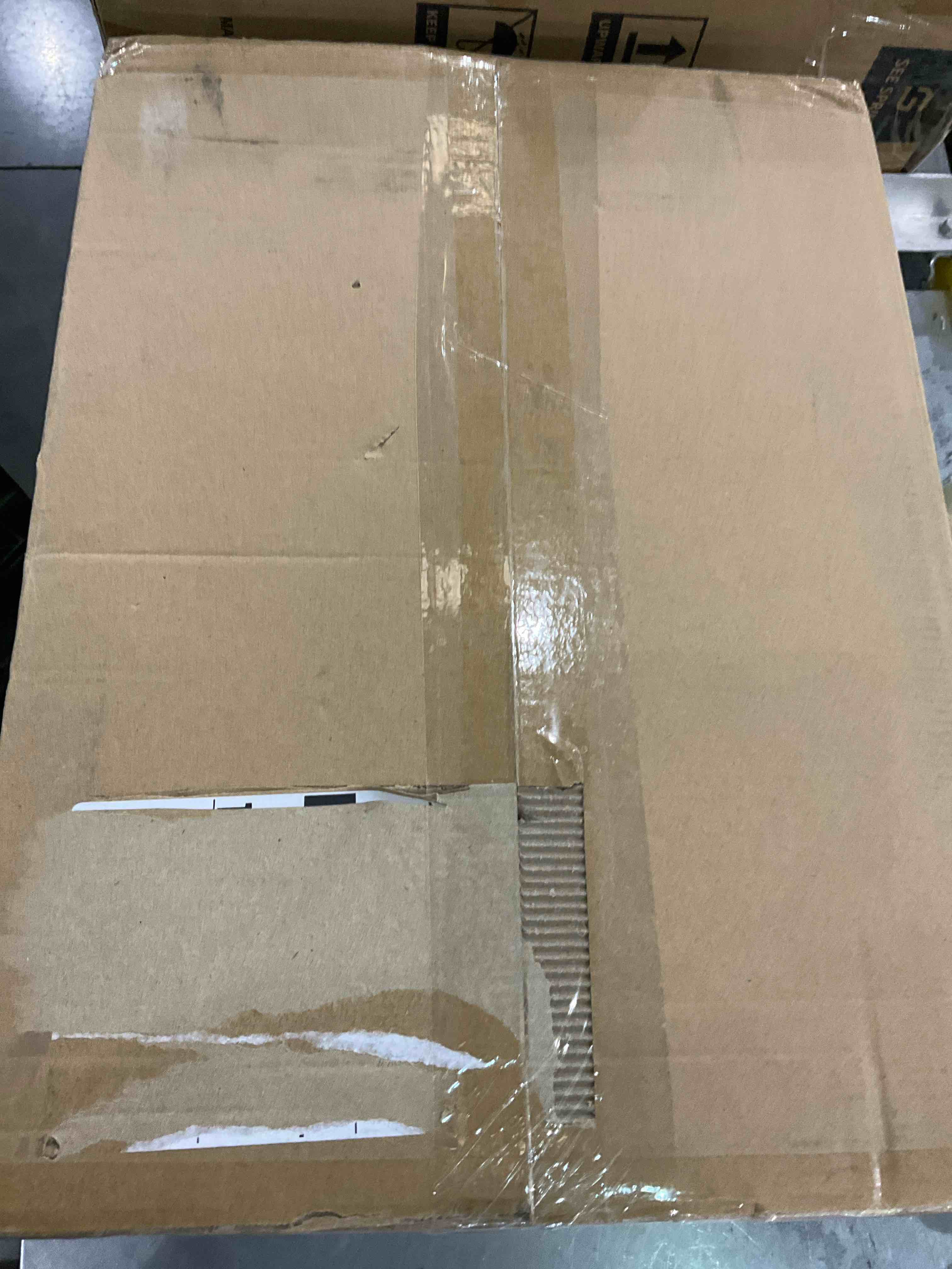 https://s3.amazonaws.com/lotting-images-prod/bidfta/EXS00987764_1704465942186.jpeg