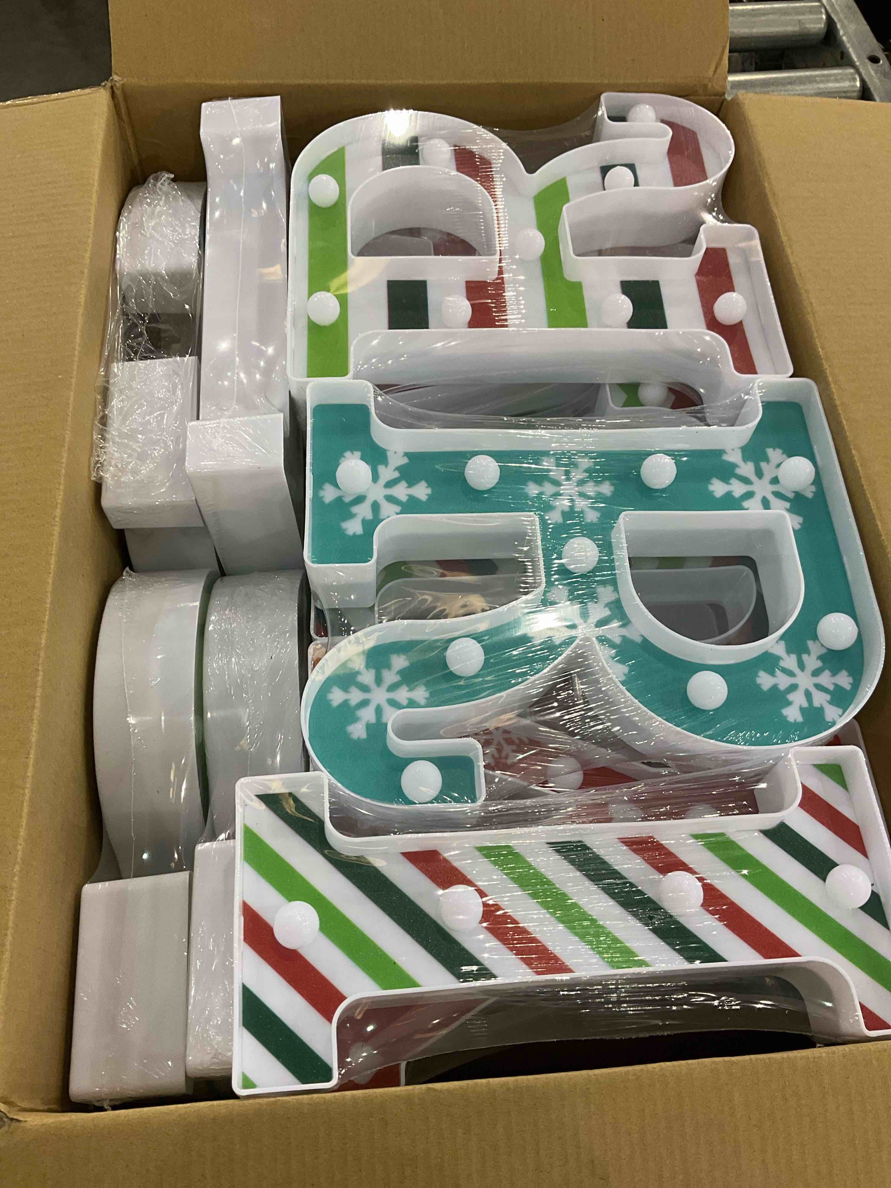 https://s3.amazonaws.com/lotting-images-prod/bidfta/EXS00987767_1704466522446.jpeg